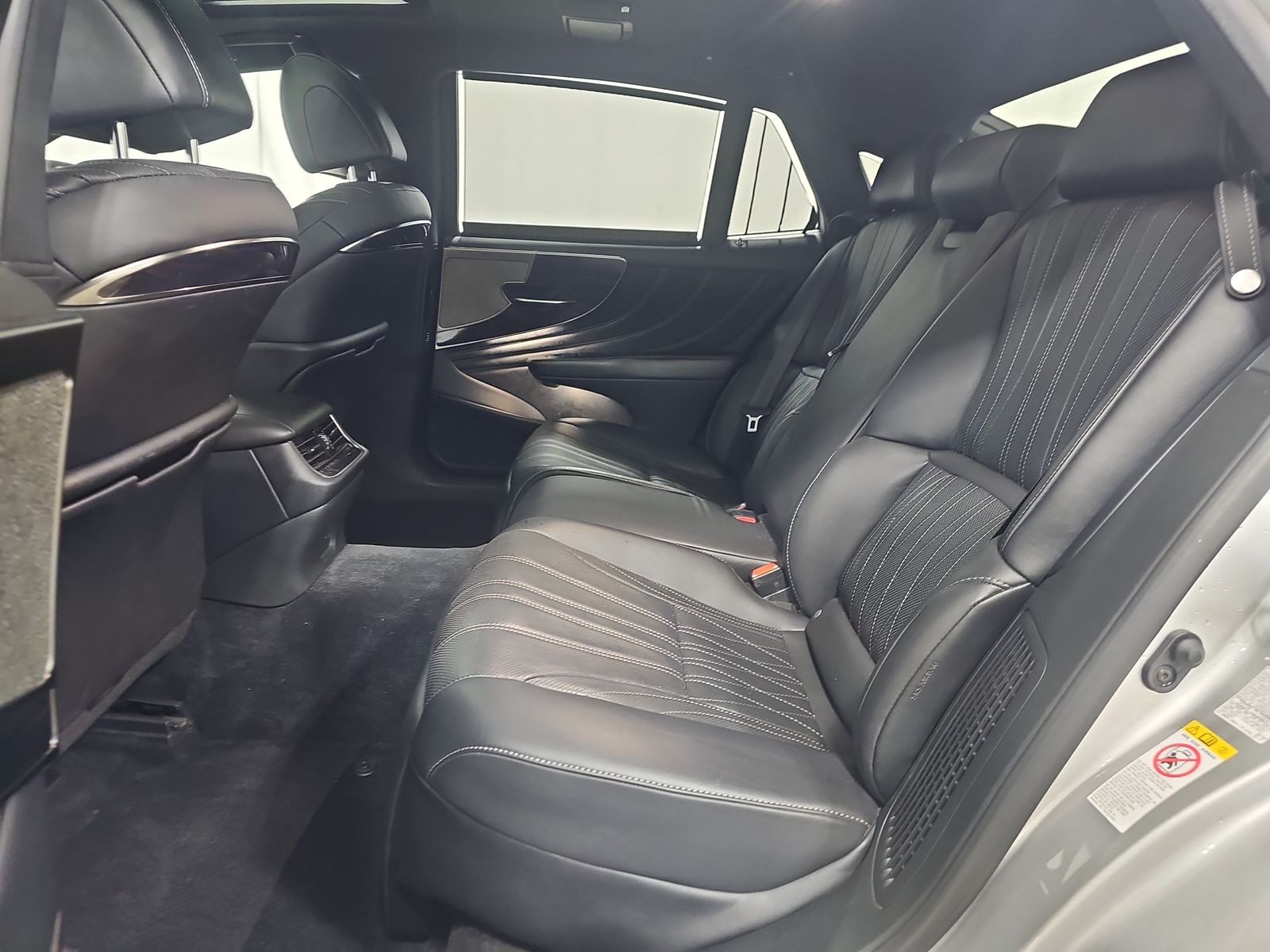 2018 Lexus LS LS 500h RWD