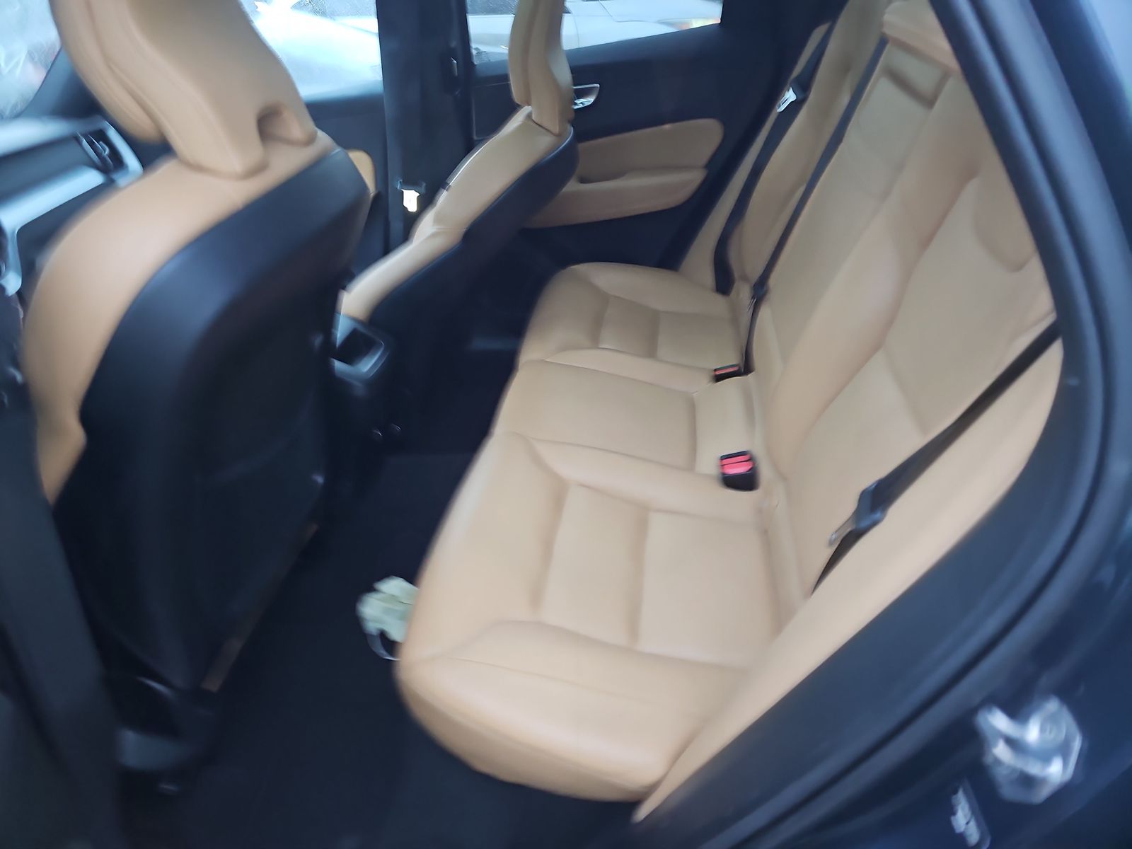 2020 Volvo XC60 T5 Momentum AWD