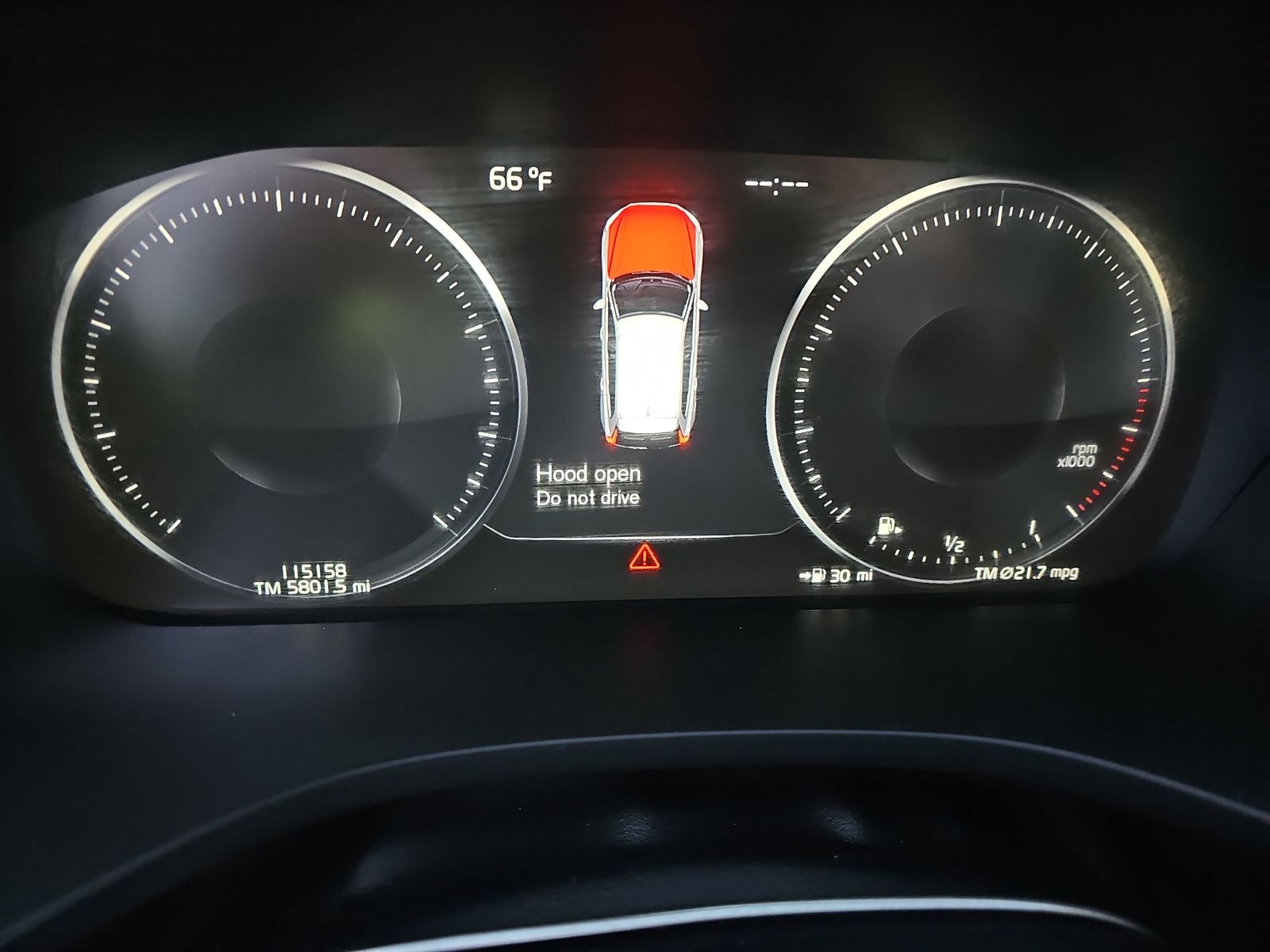 2020 Volvo XC60 T5 Momentum AWD