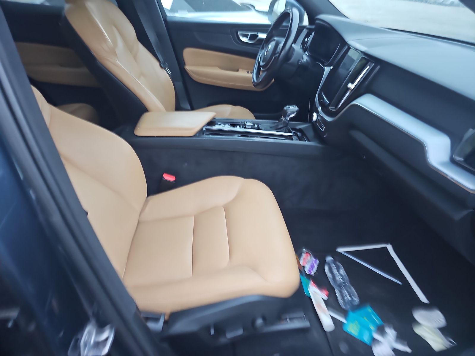 2020 Volvo XC60 T5 Momentum AWD