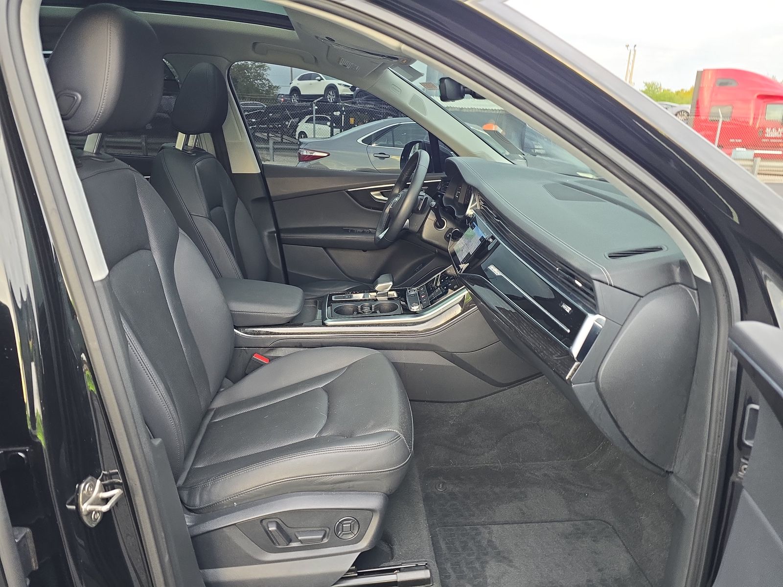 2023 Audi Q7 Premium Plus AWD