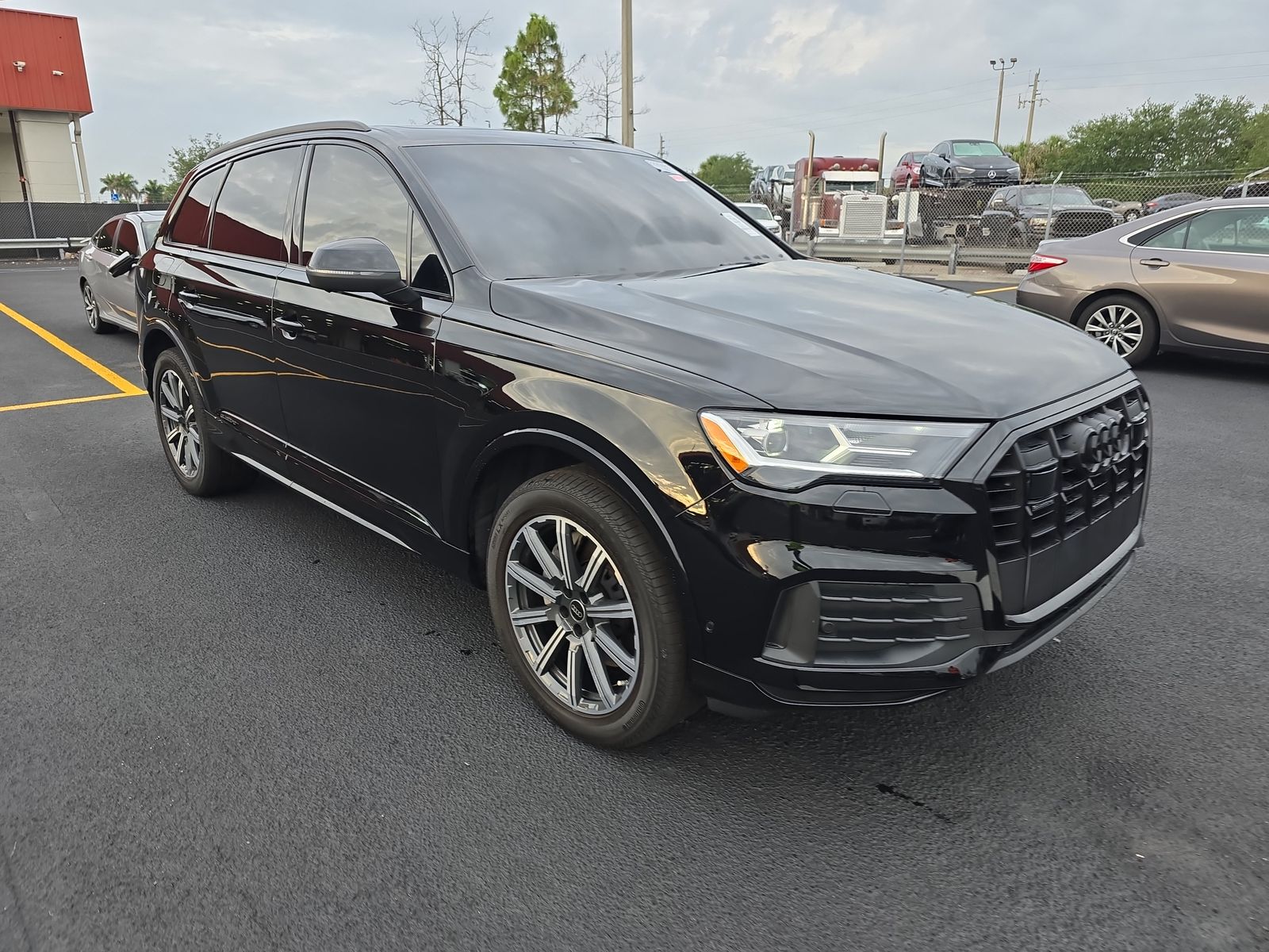 2023 Audi Q7 Premium Plus AWD