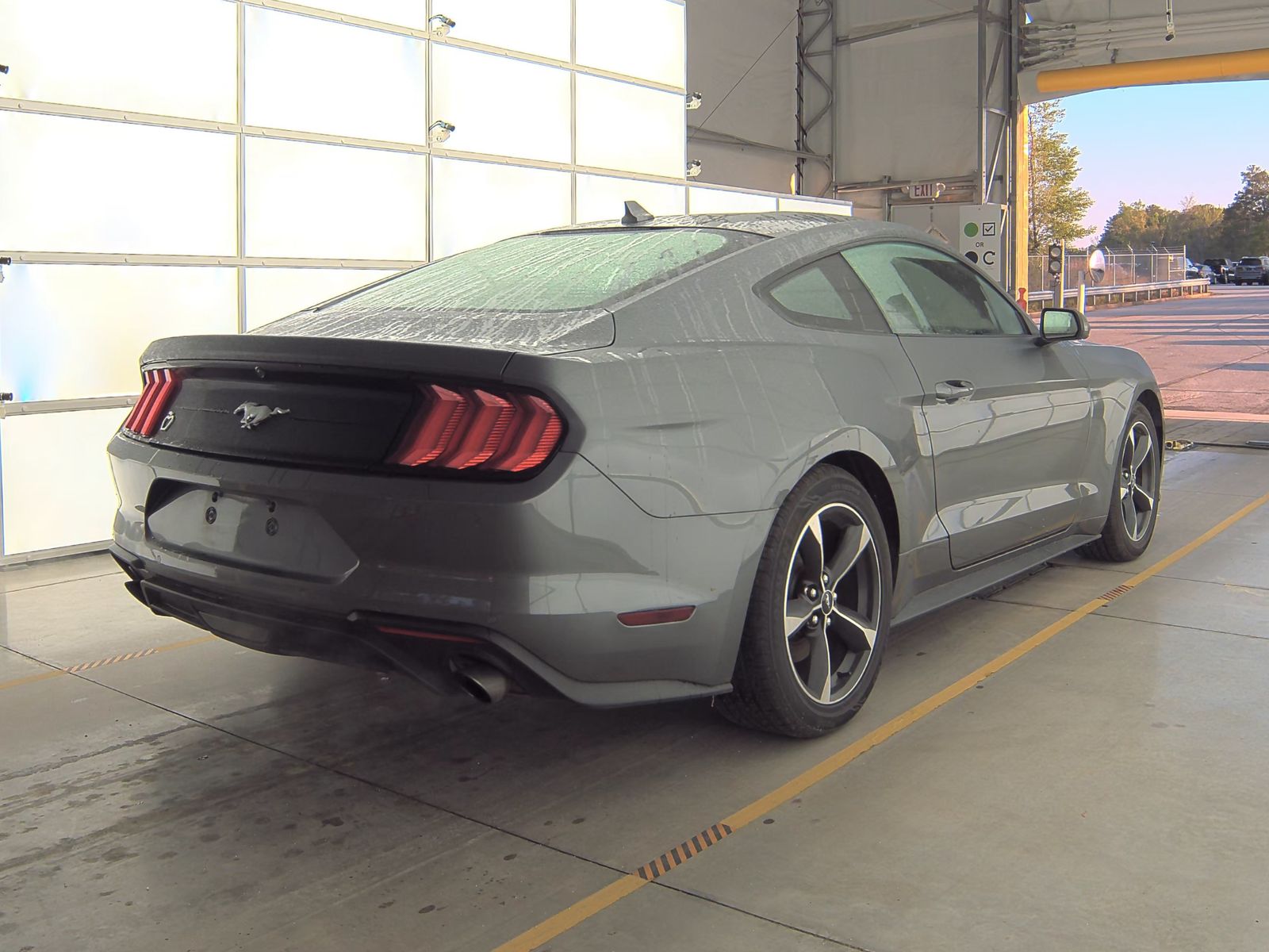 2022 Ford Mustang EcoBoost RWD