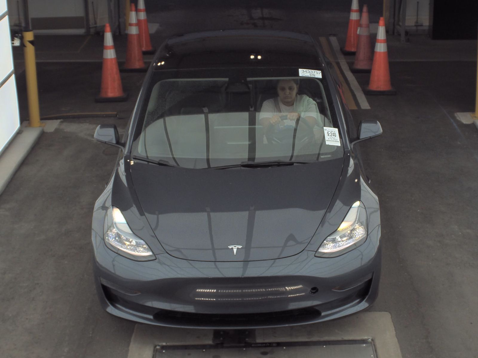 2023 Tesla Model 3 Standard Range RWD