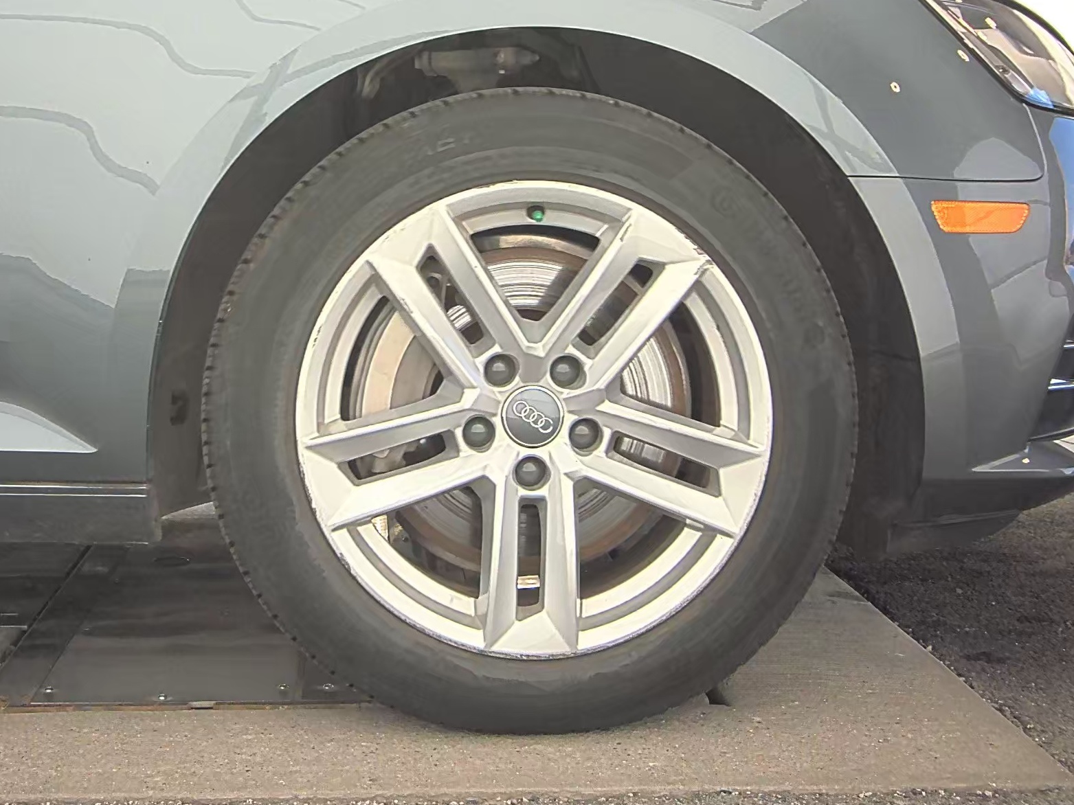 2017 Audi A4 Premium AWD