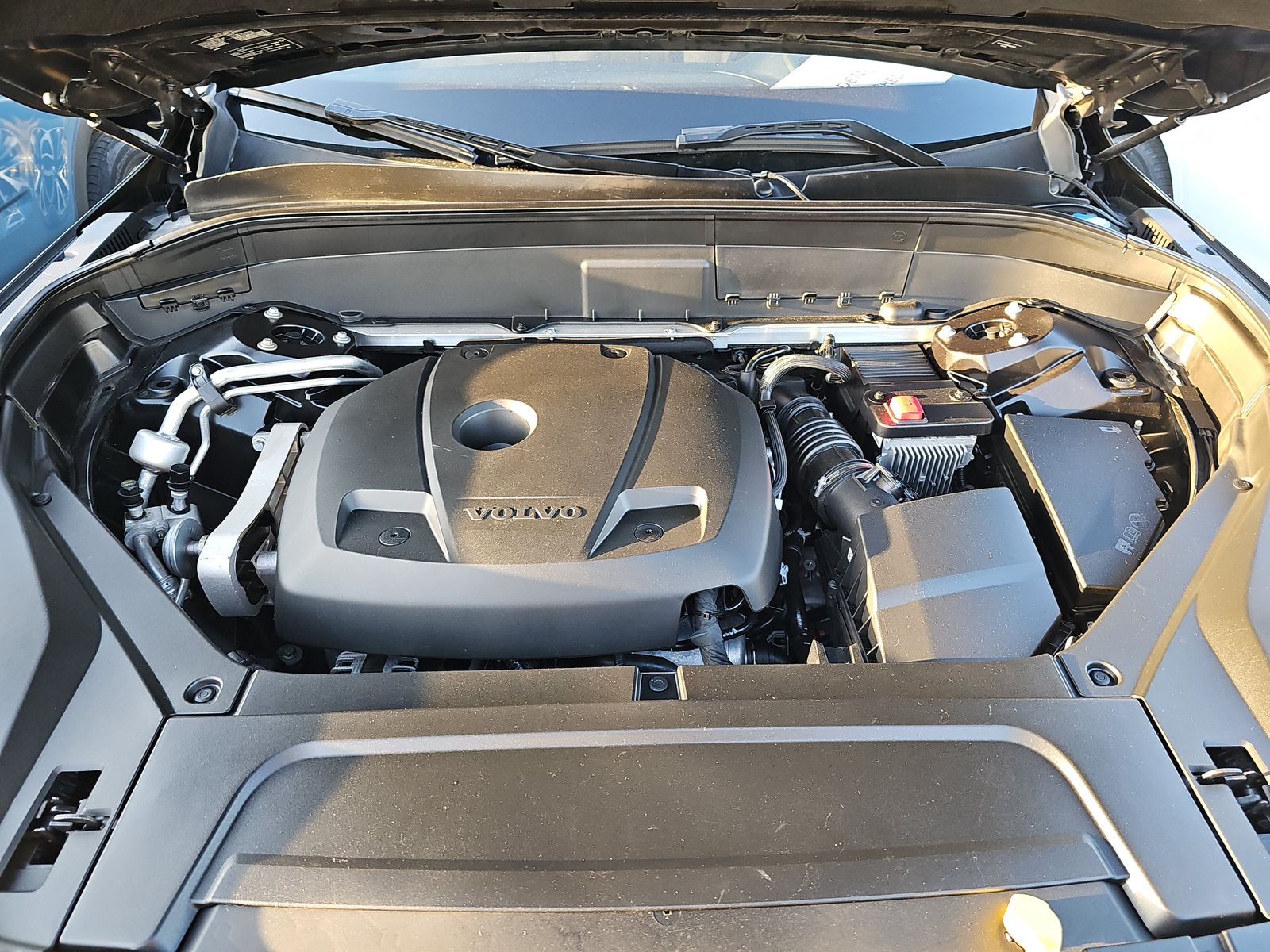 2019 Volvo XC90 T6 Momentum AWD