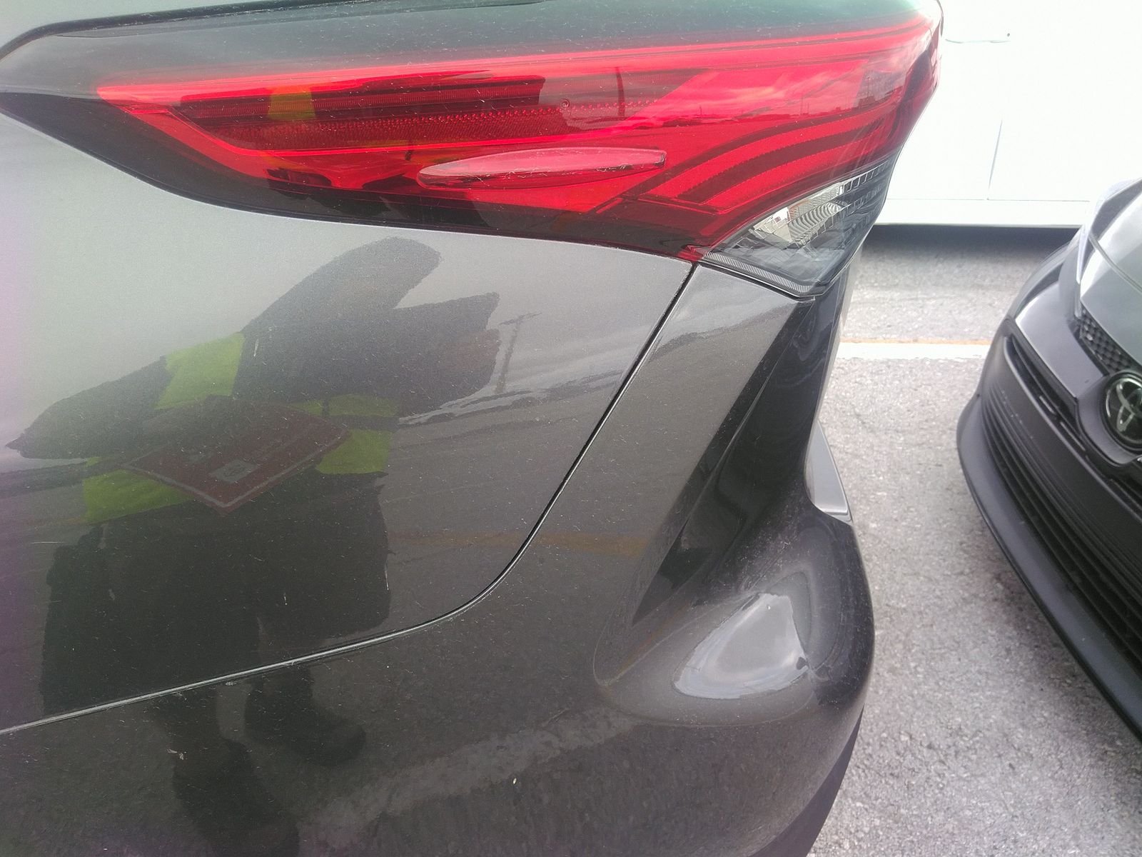 2022 Toyota Highlander L FWD