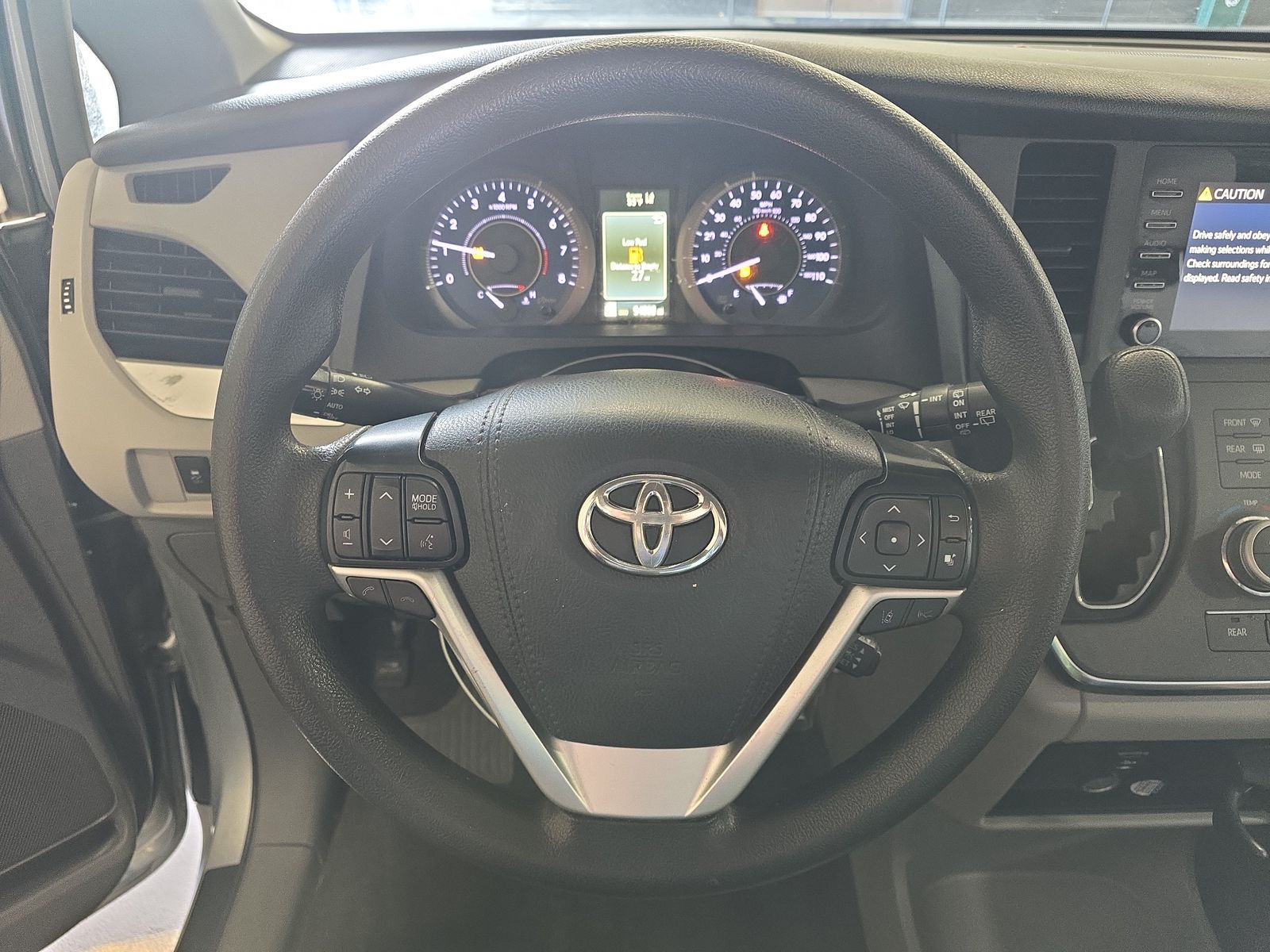 2019 Toyota Sienna L FWD