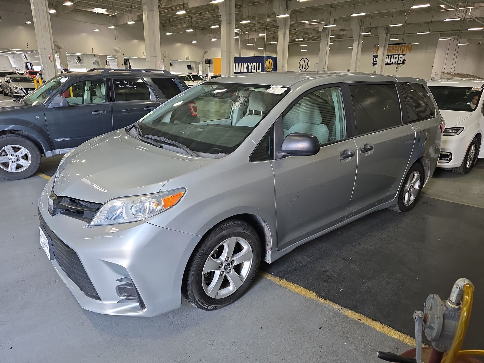 2019 Toyota Sienna L FWD
