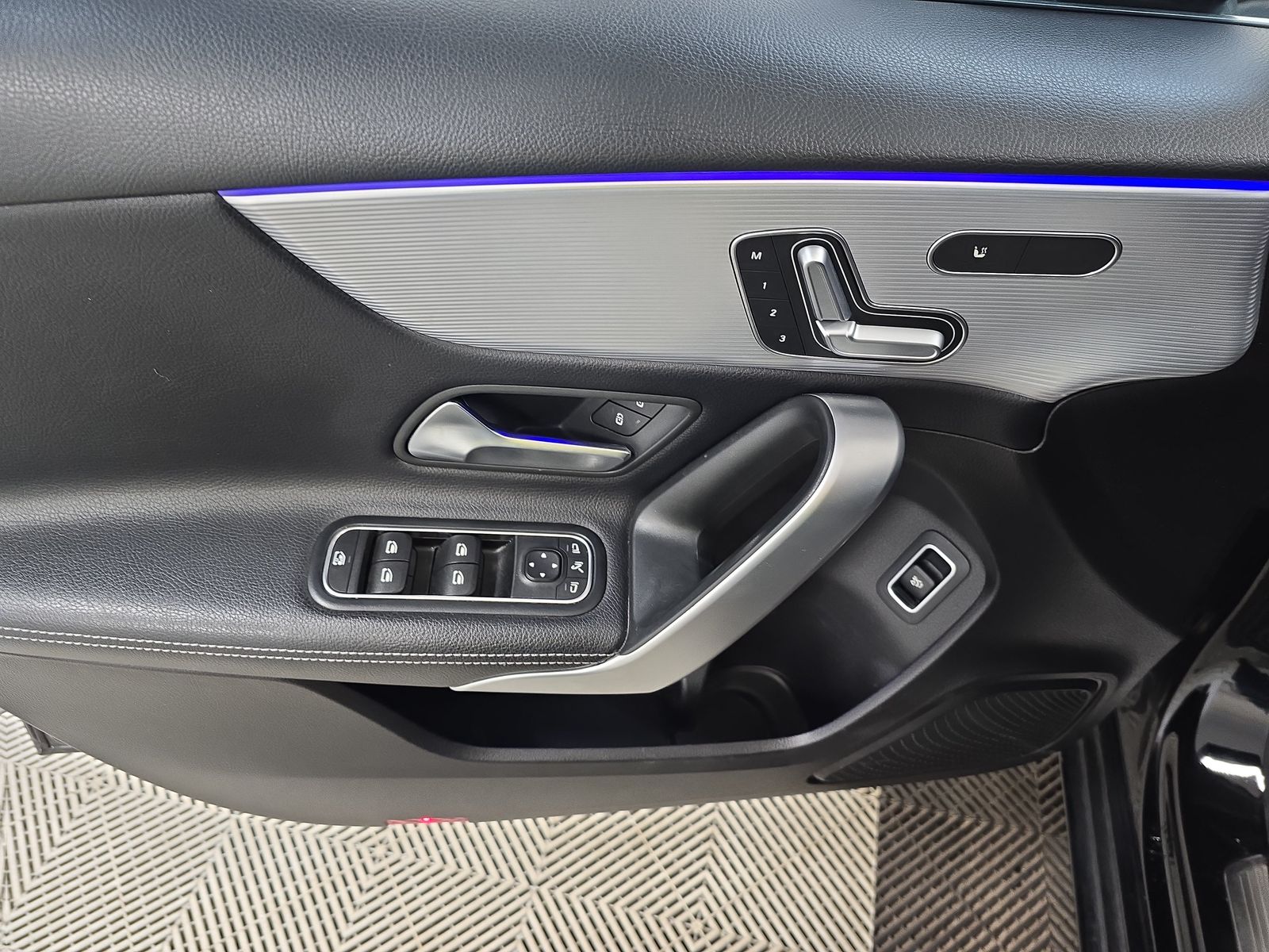 2019 Mercedes-Benz A-Class A 220 FWD