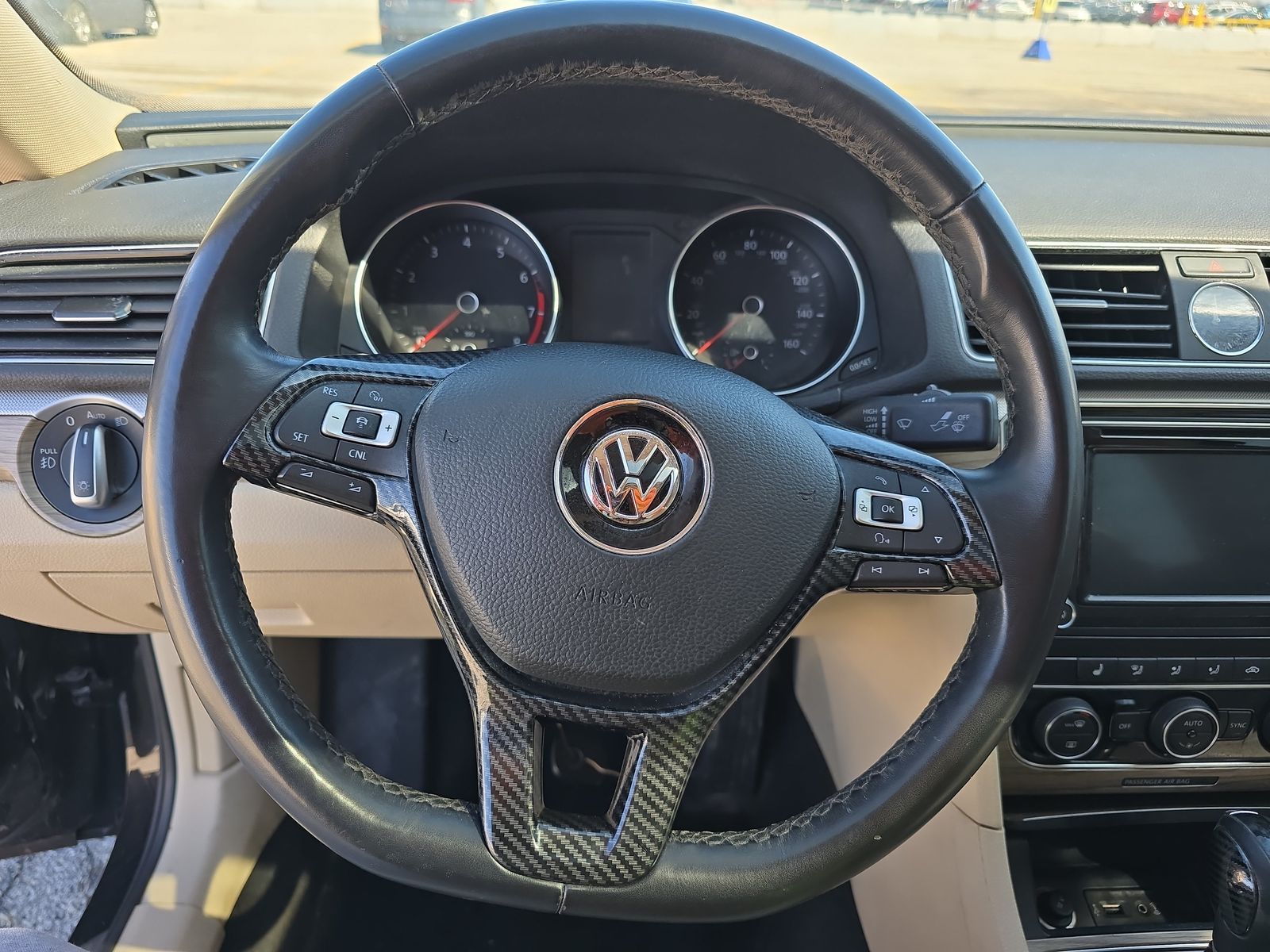 2017 Volkswagen Passat 1.8T SE FWD