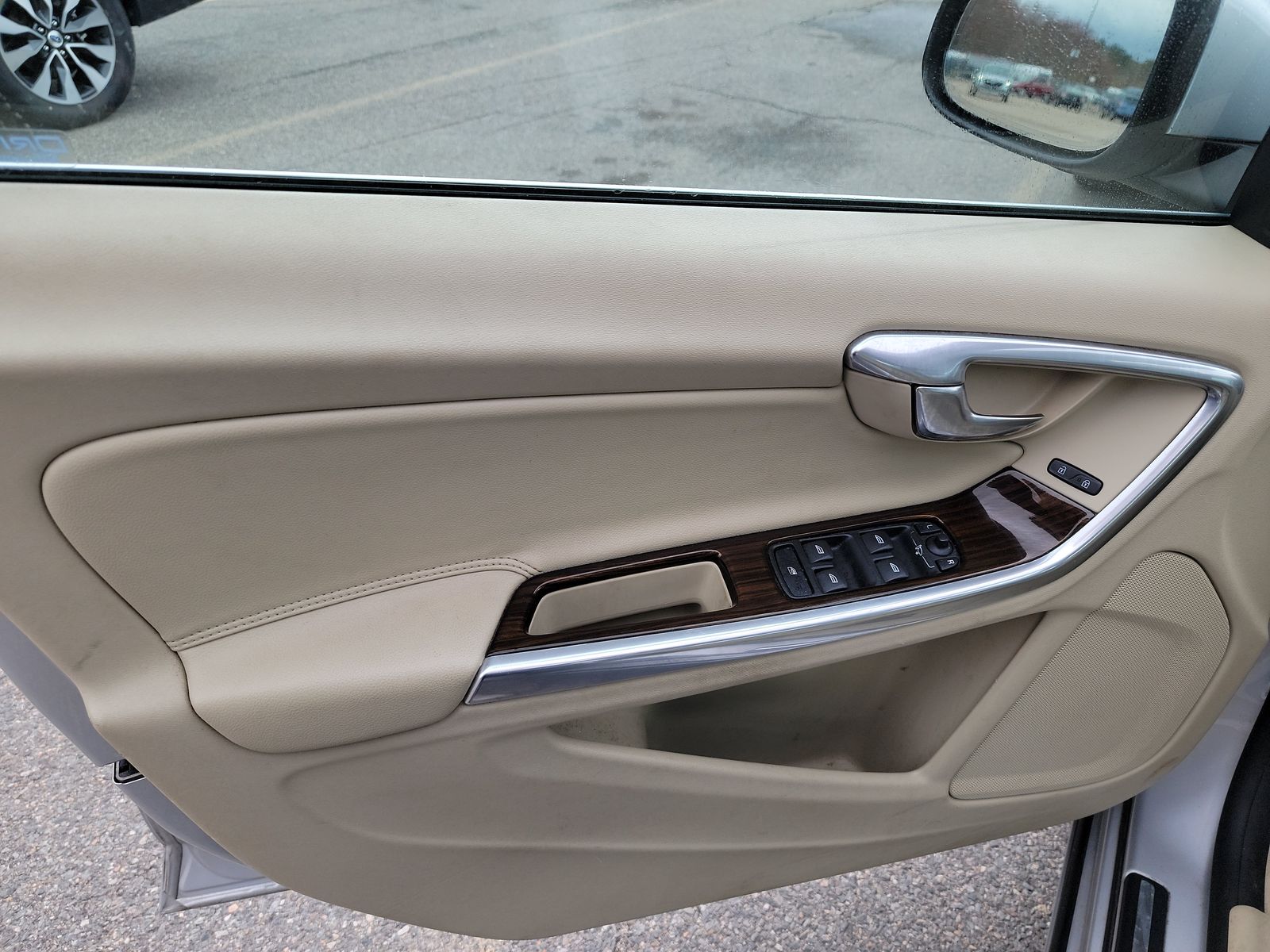 2015 Volvo S60 T5 Platinum FWD