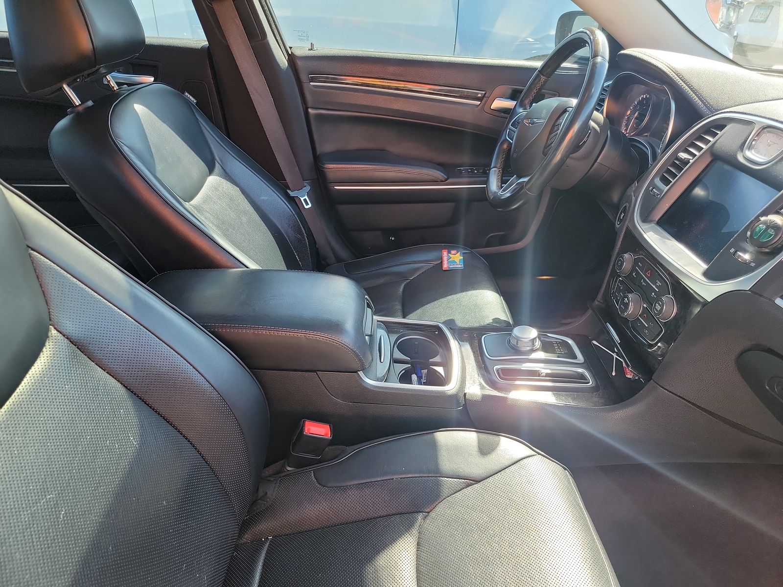 2017 Chrysler 300 C AWD