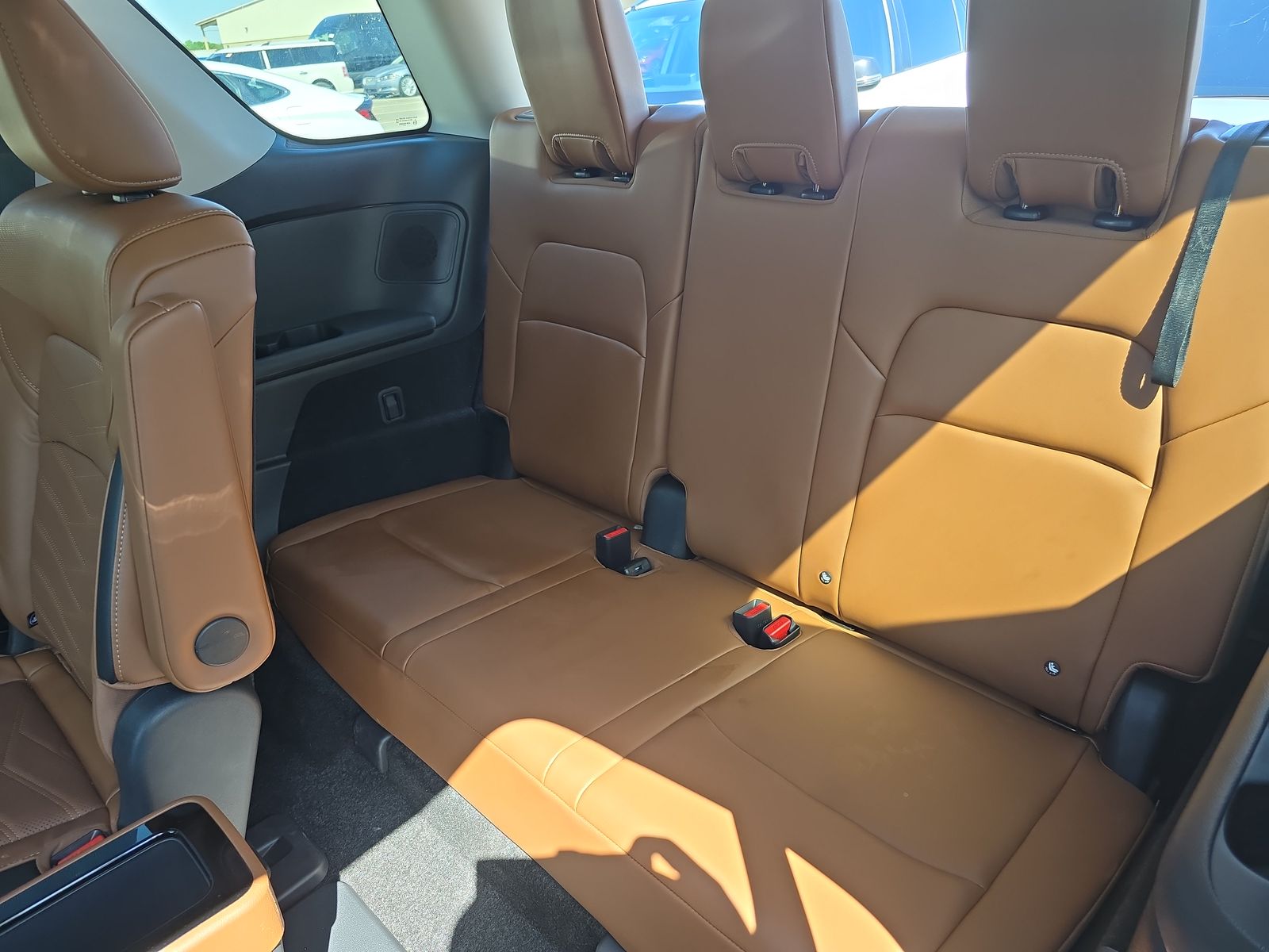 2024 Nissan Pathfinder Platinum FWD