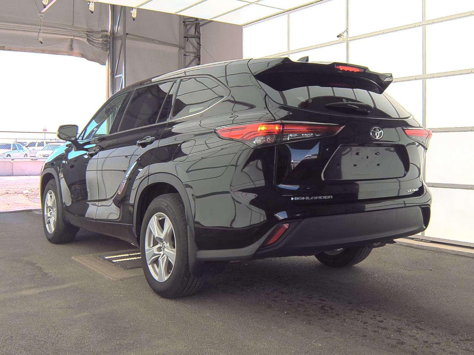 2021 Toyota Highlander LE AWD