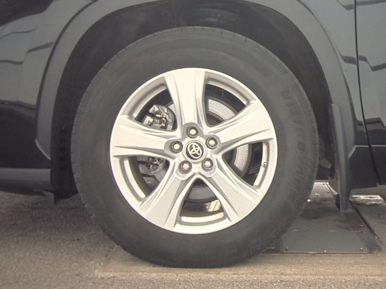 2021 Toyota Highlander LE AWD