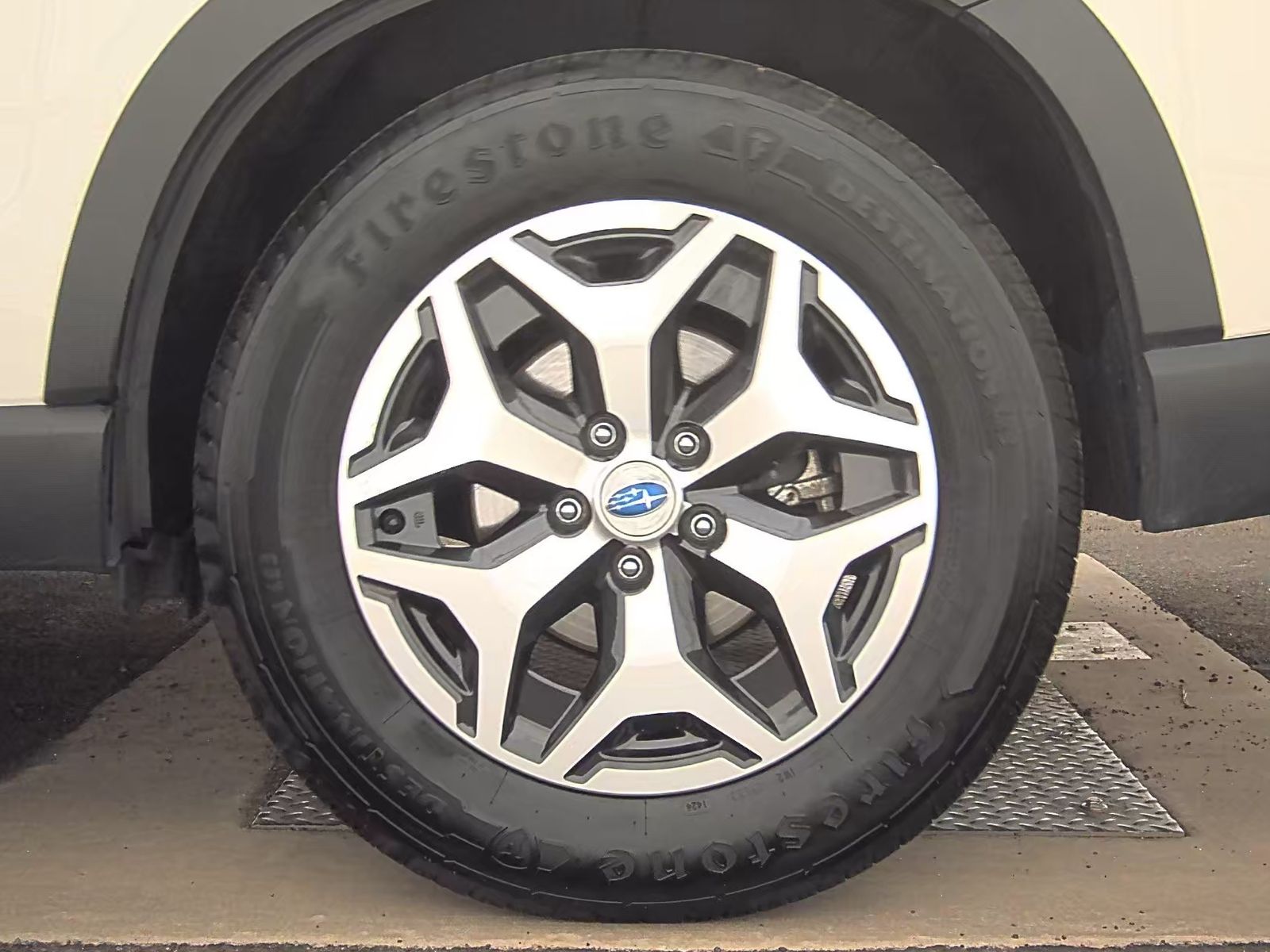 2023 Subaru Forester Premium AWD