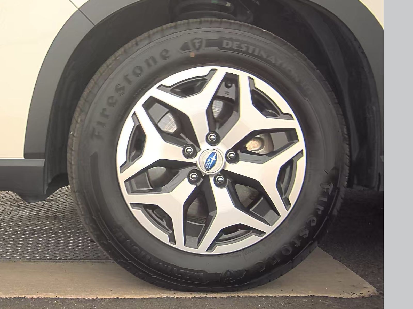 2023 Subaru Forester Premium AWD