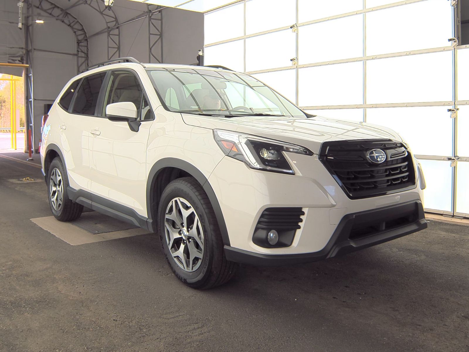 2023 Subaru Forester Premium AWD