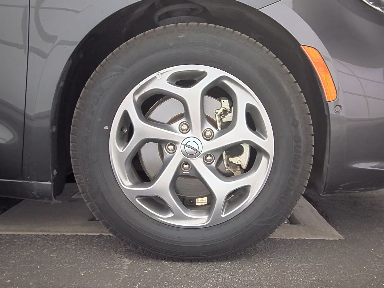 2022 Chrysler Pacifica Limited FWD