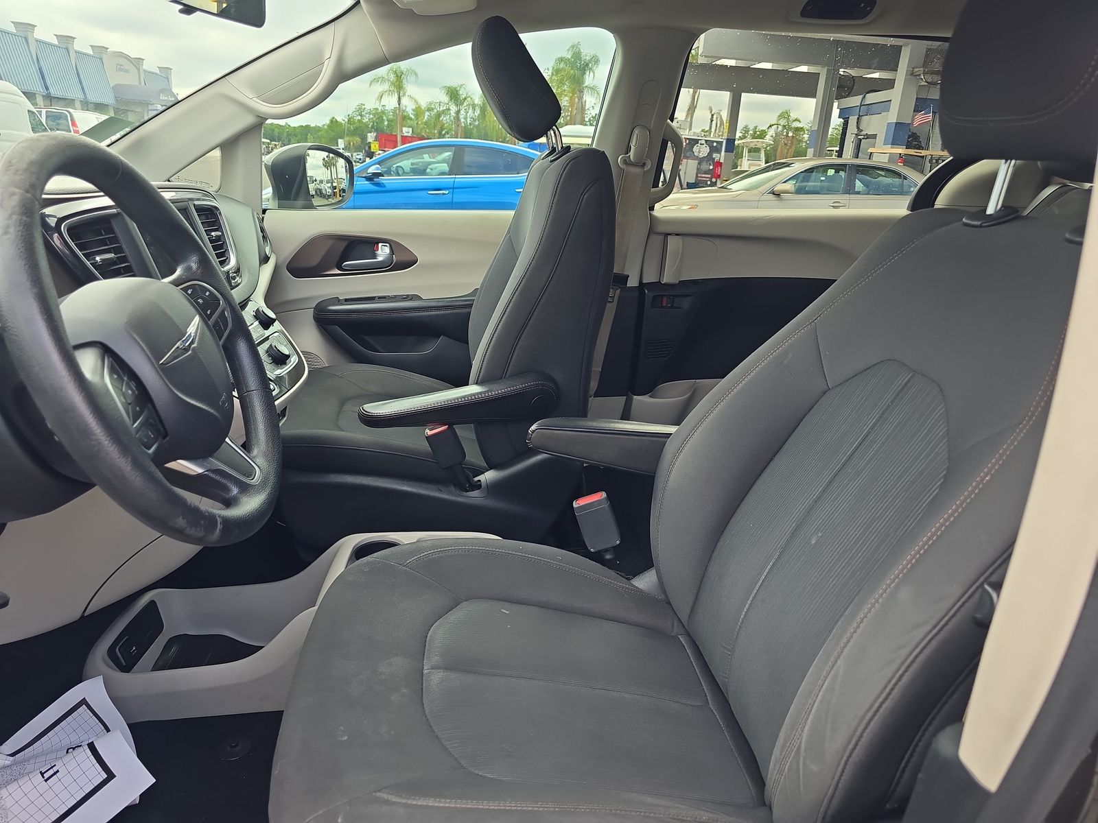 2019 Chrysler Pacifica LX FWD
