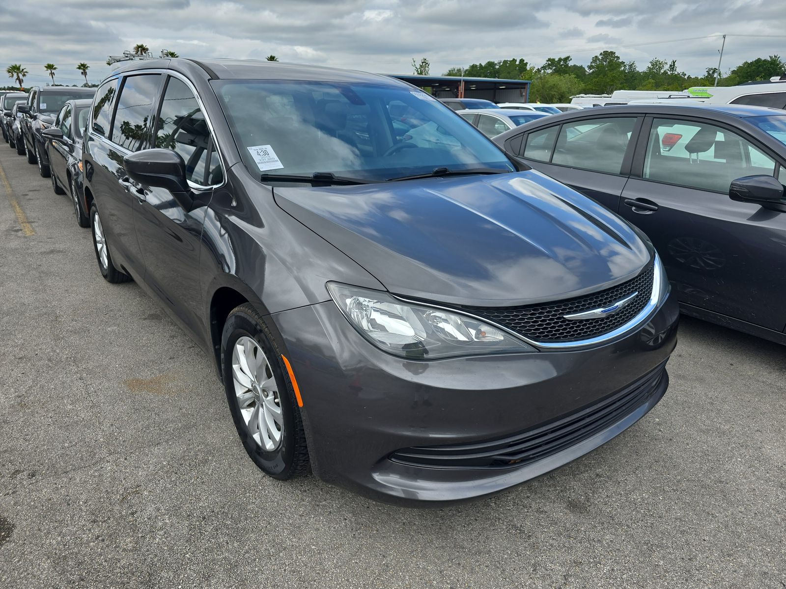 2019 Chrysler Pacifica LX FWD