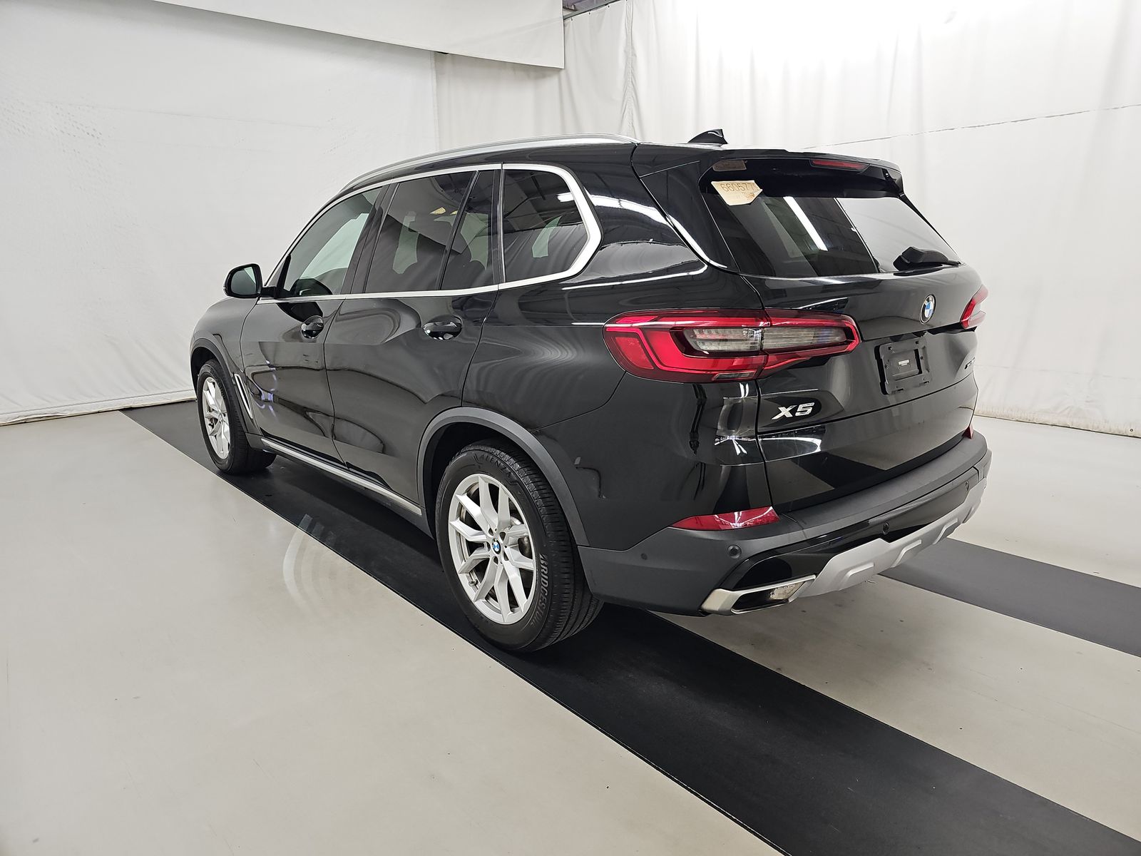 2020 BMW X5 xDrive40i AWD