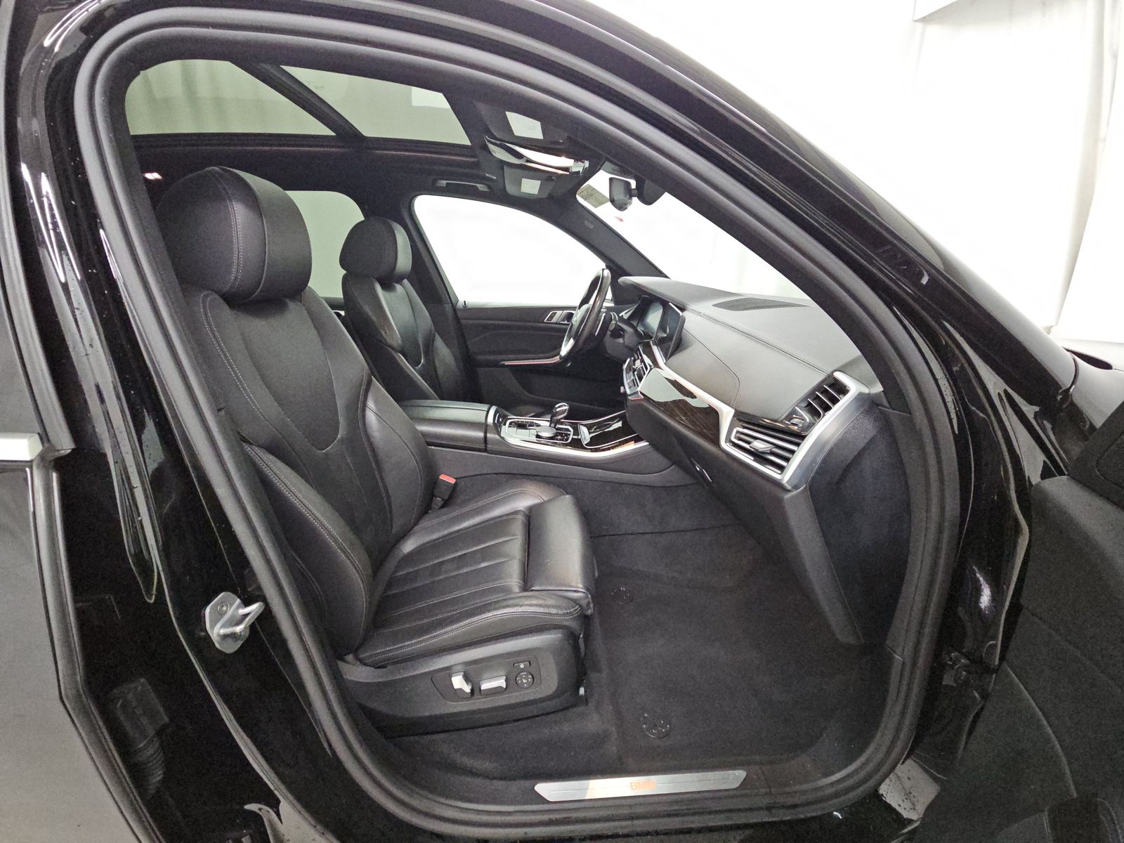 2020 BMW X5 xDrive40i AWD