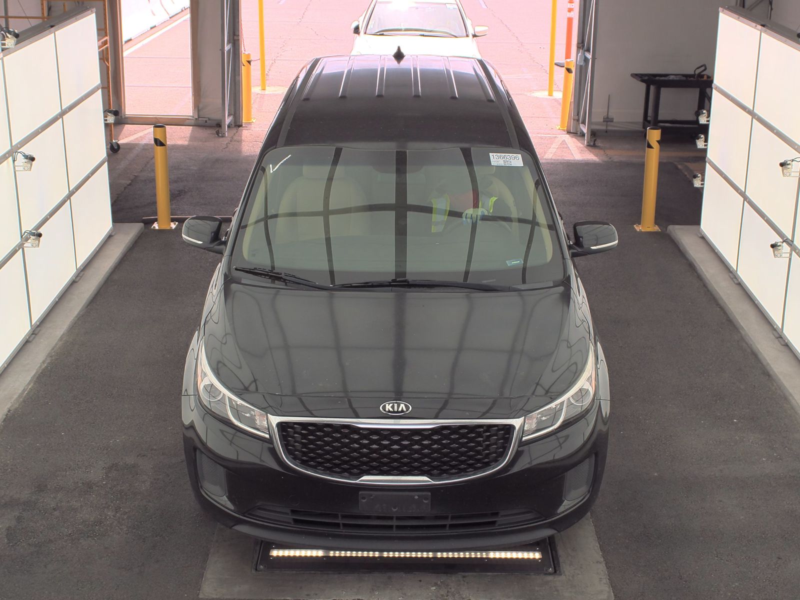 2018 Kia Sedona LX FWD