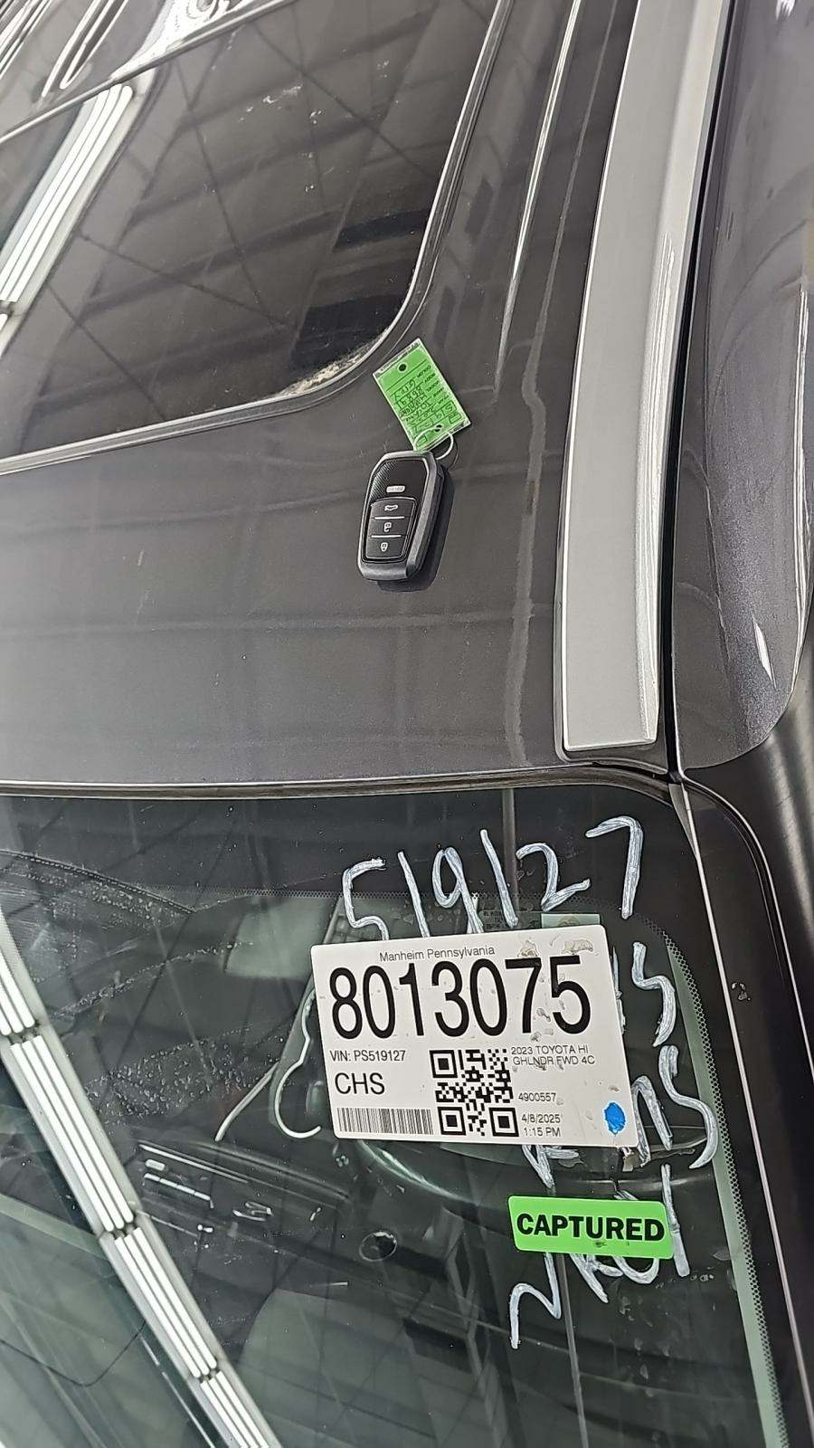 2023 Toyota Highlander Hybrid XLE FWD