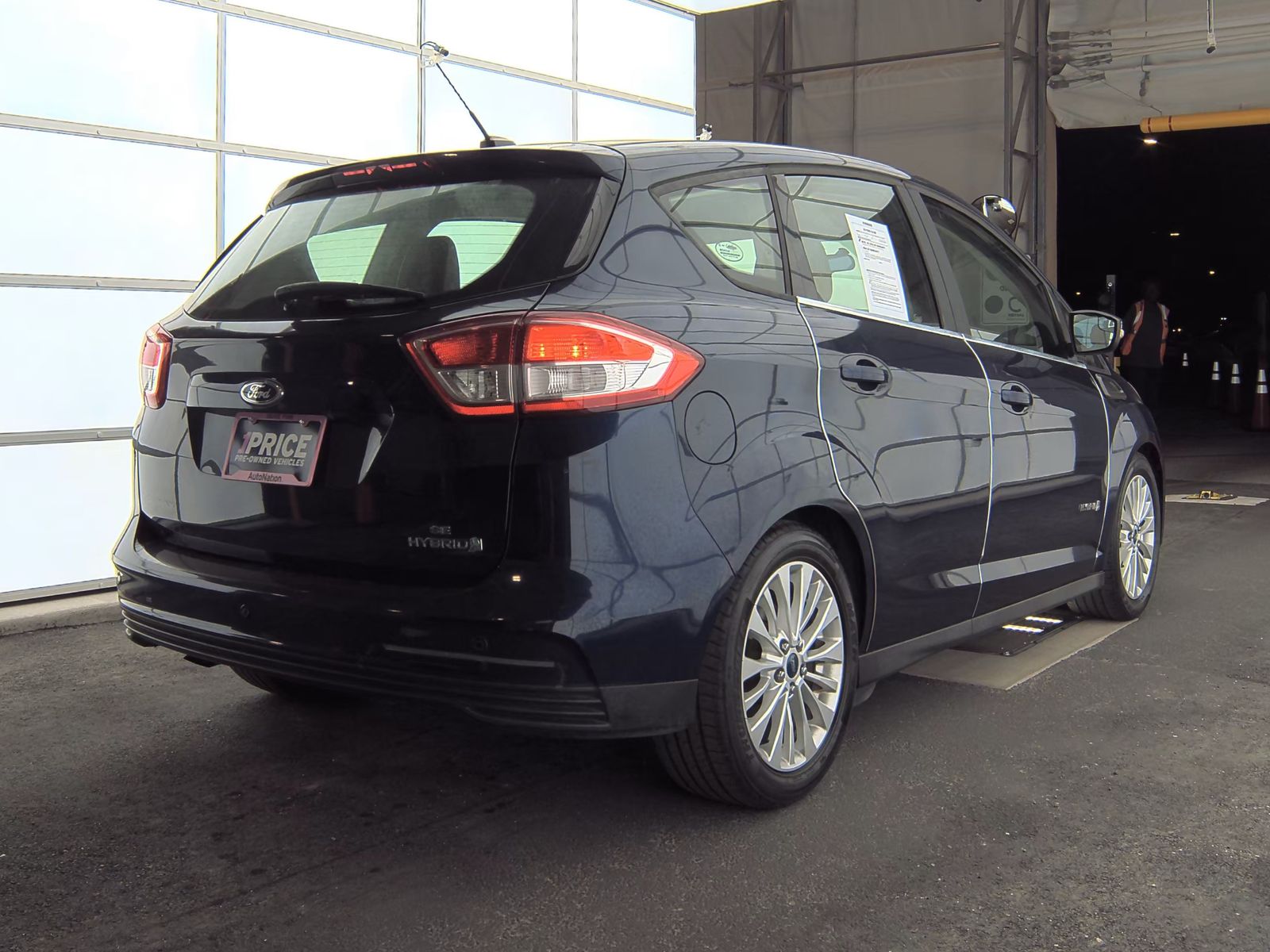 2017 Ford C-MAX Hybrid SE FWD