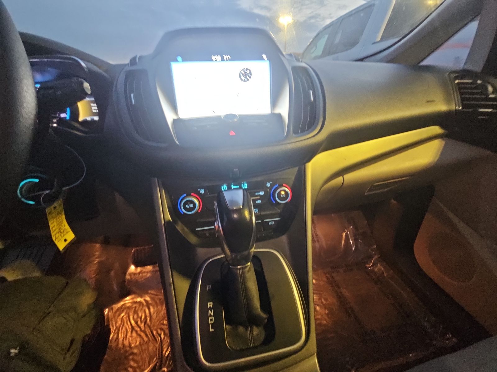 2017 Ford C-MAX Hybrid SE FWD