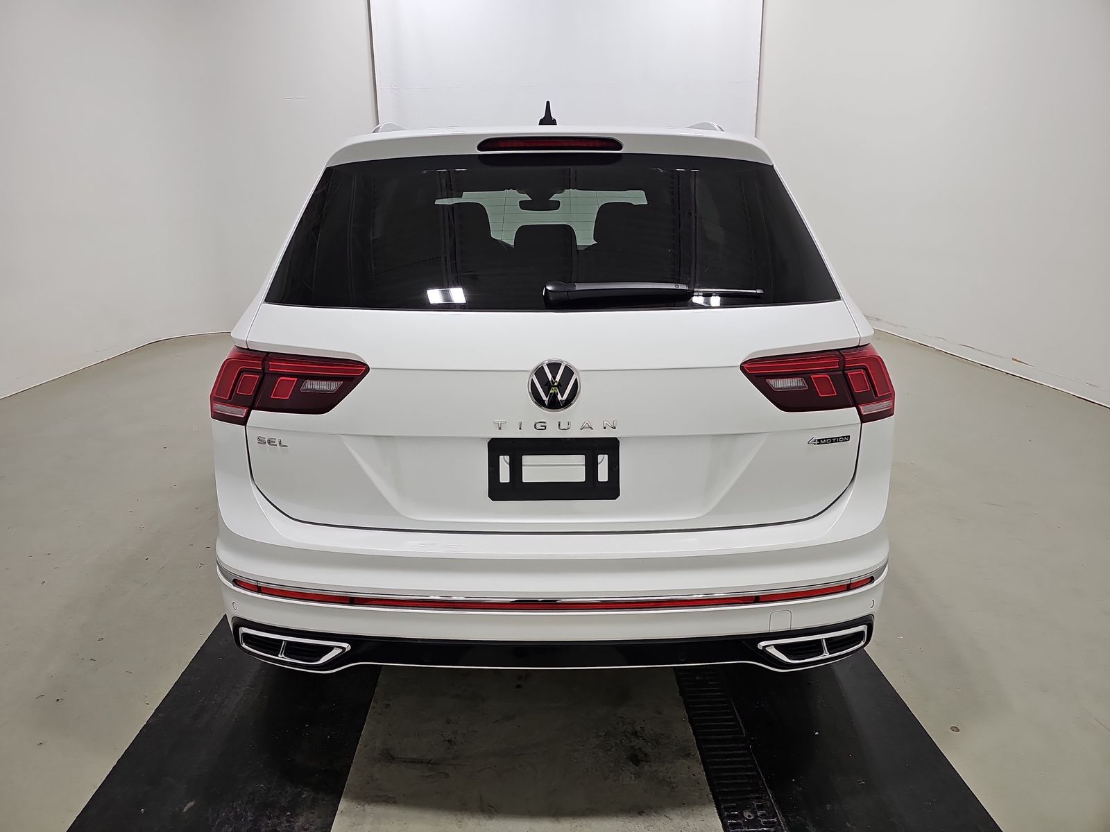 2024 Volkswagen Tiguan 2.0T SEL R-Line AWD