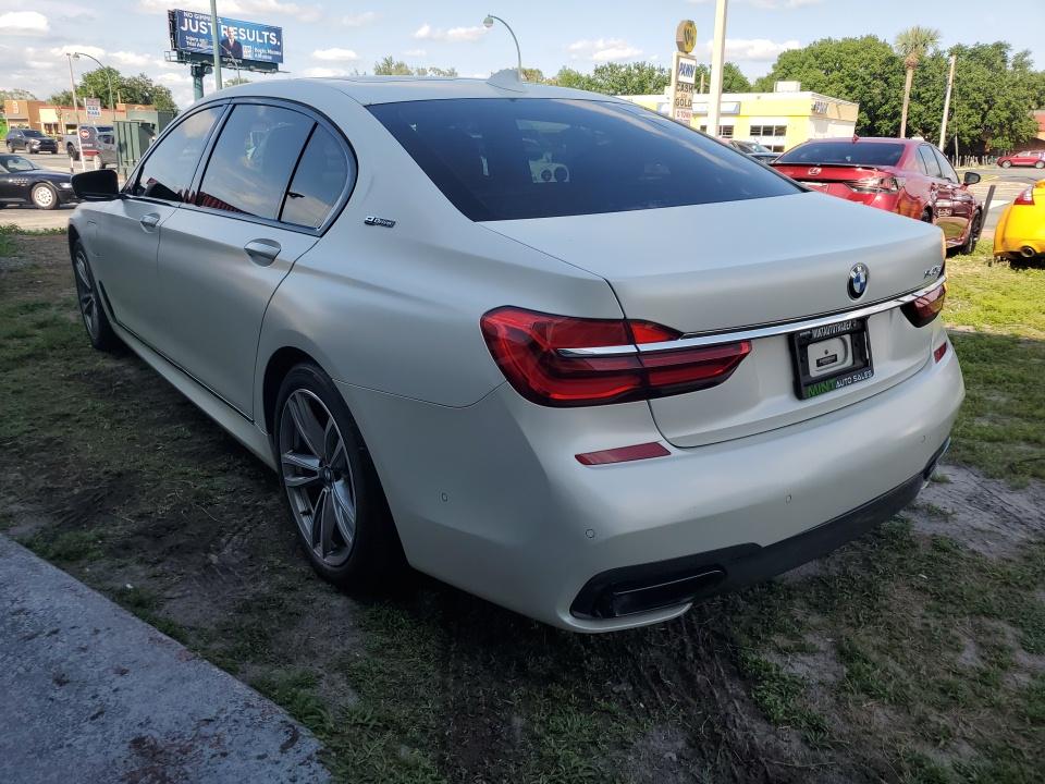 2018 BMW 7 Series 740e xDrive iPerformance AWD