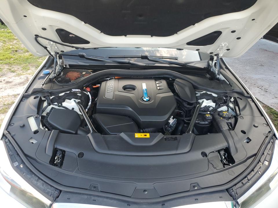 2018 BMW 7 Series 740e xDrive iPerformance AWD
