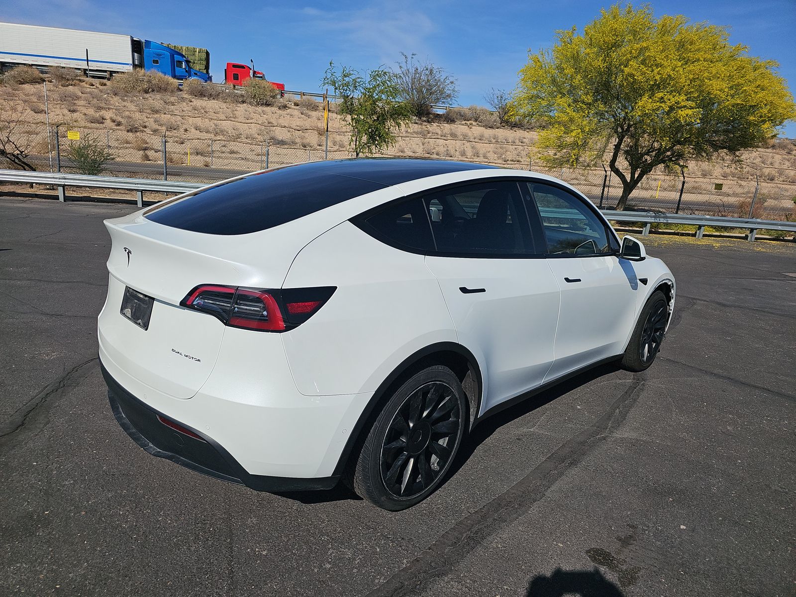 2022 Tesla Model Y Long Range AWD