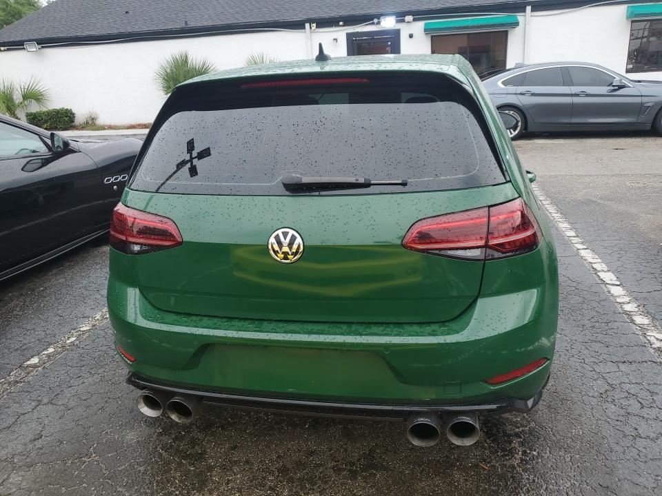 2018 Volkswagen Golf R 2.0T AWD