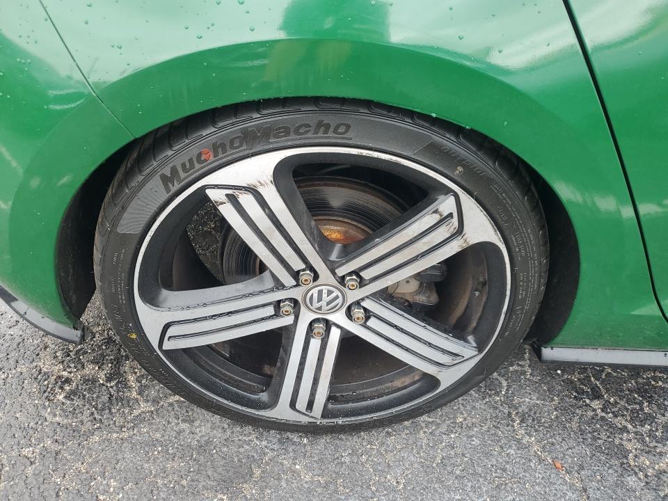2018 Volkswagen Golf R 2.0T AWD