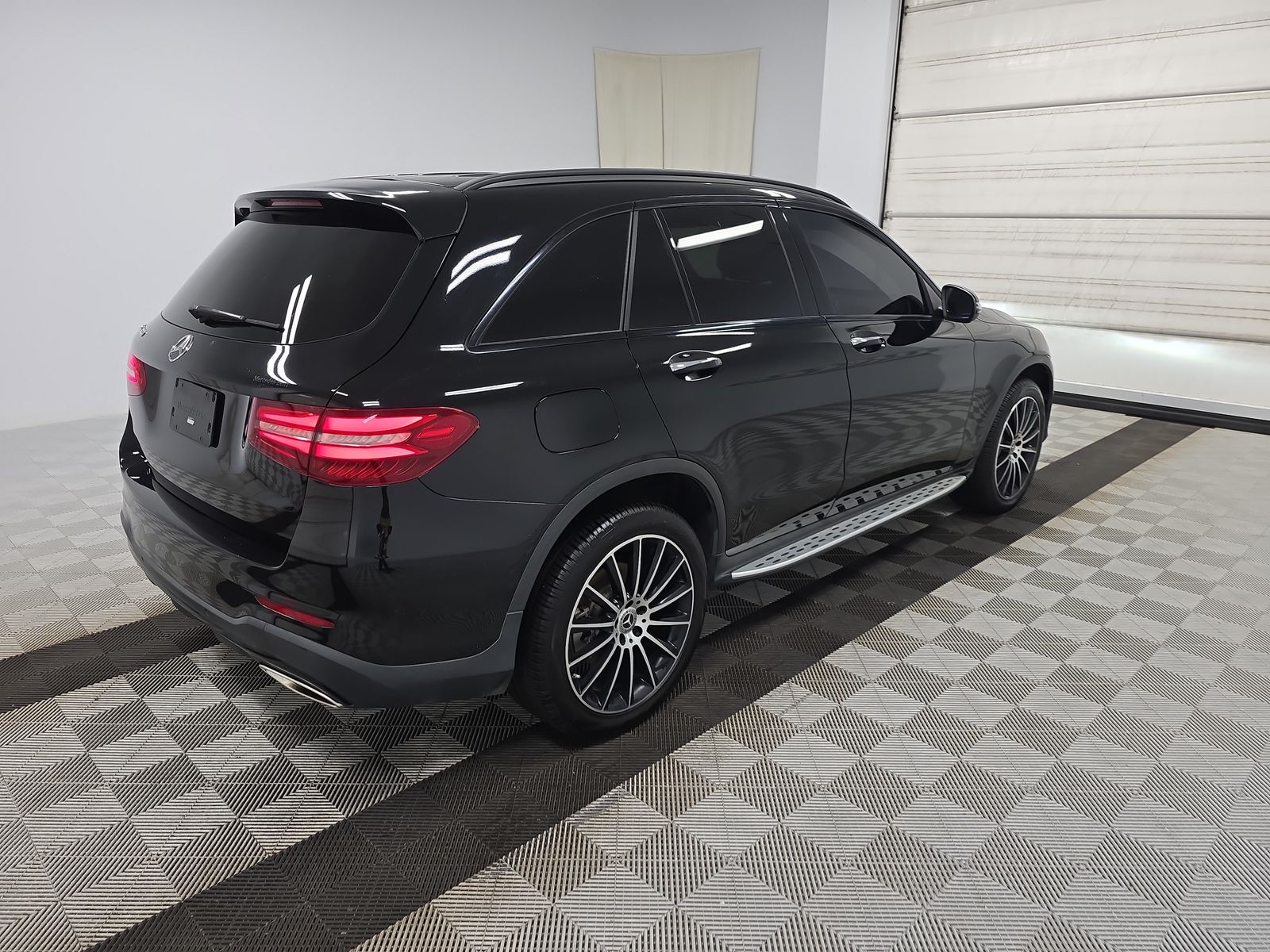 2019 Mercedes-Benz GLC GLC 300 RWD
