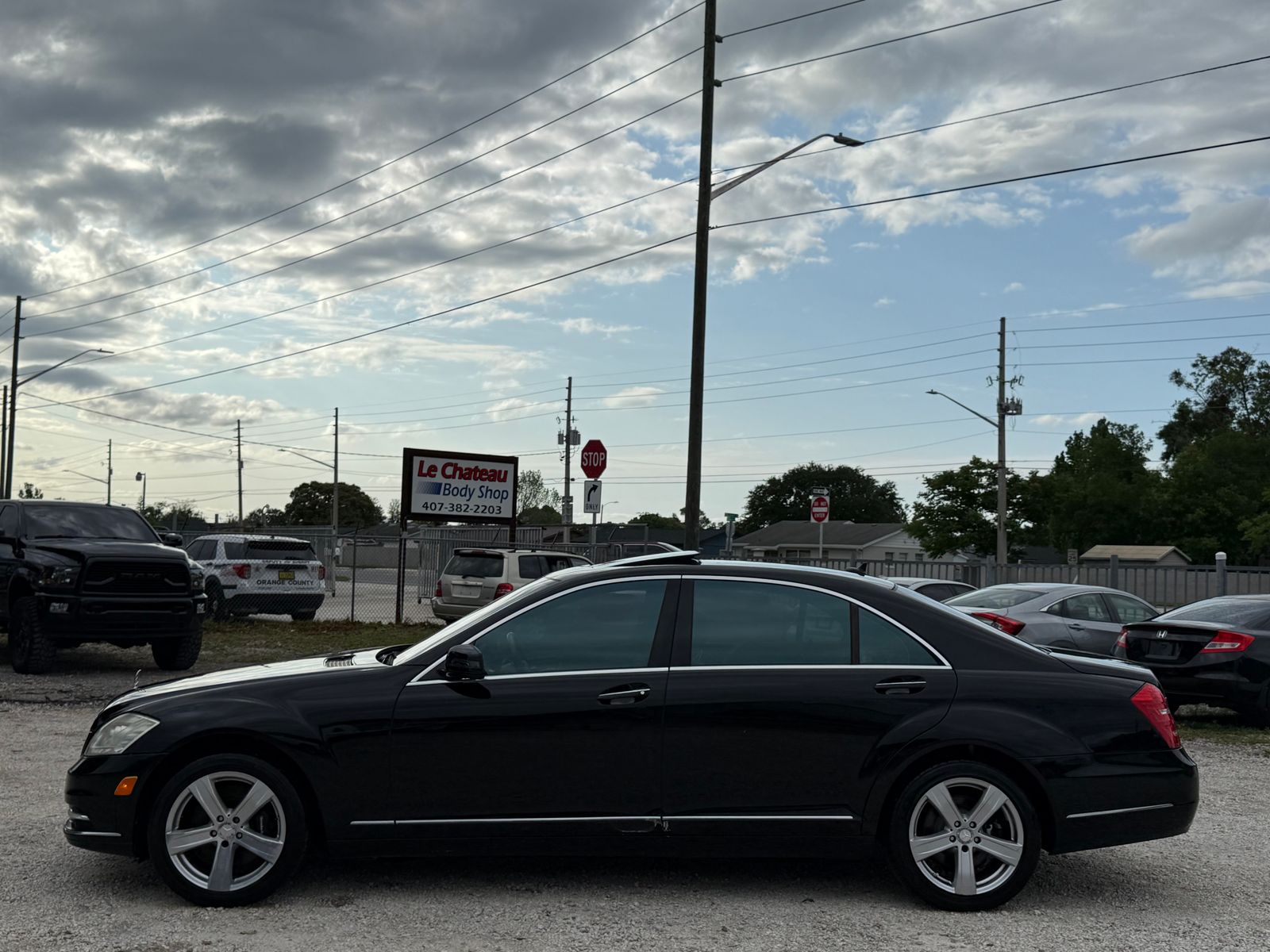 Mercedes-Benz S 550 4MATIC снимка Mercedes-Benz S 550 4MATIC