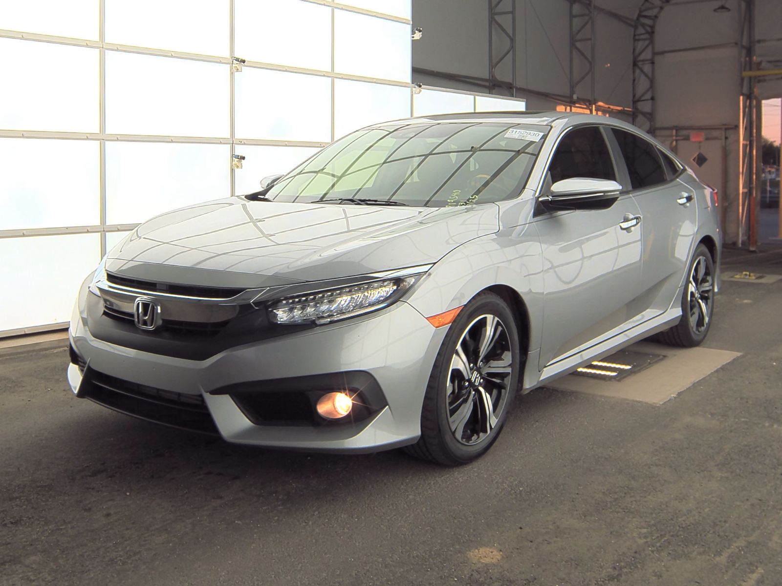 2018 Honda Civic Touring FWD