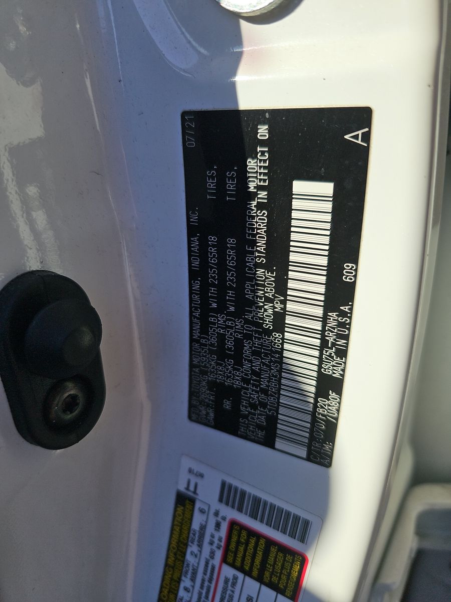 2021 Toyota Highlander LE AWD