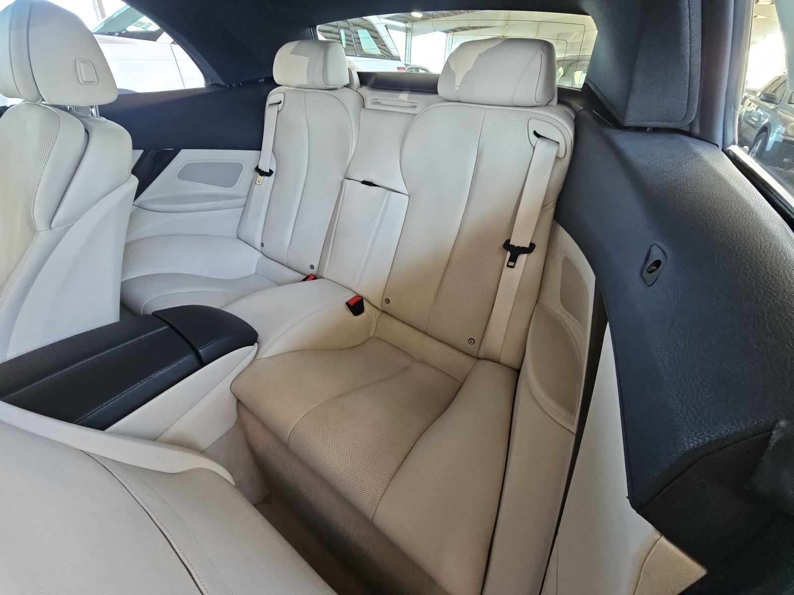 2013 BMW 6 Series 640i RWD