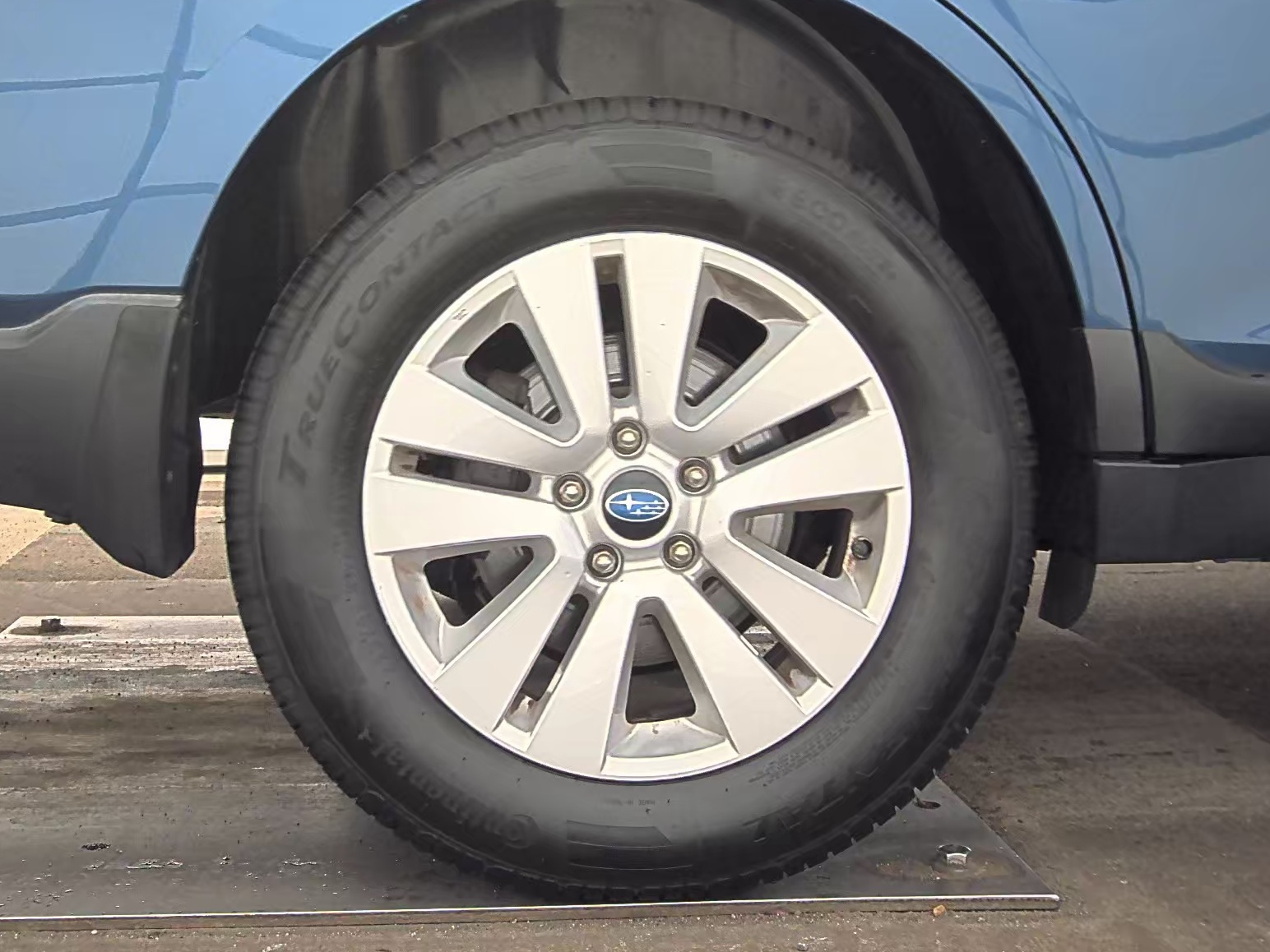 2019 Subaru Outback 2.5i Premium AWD