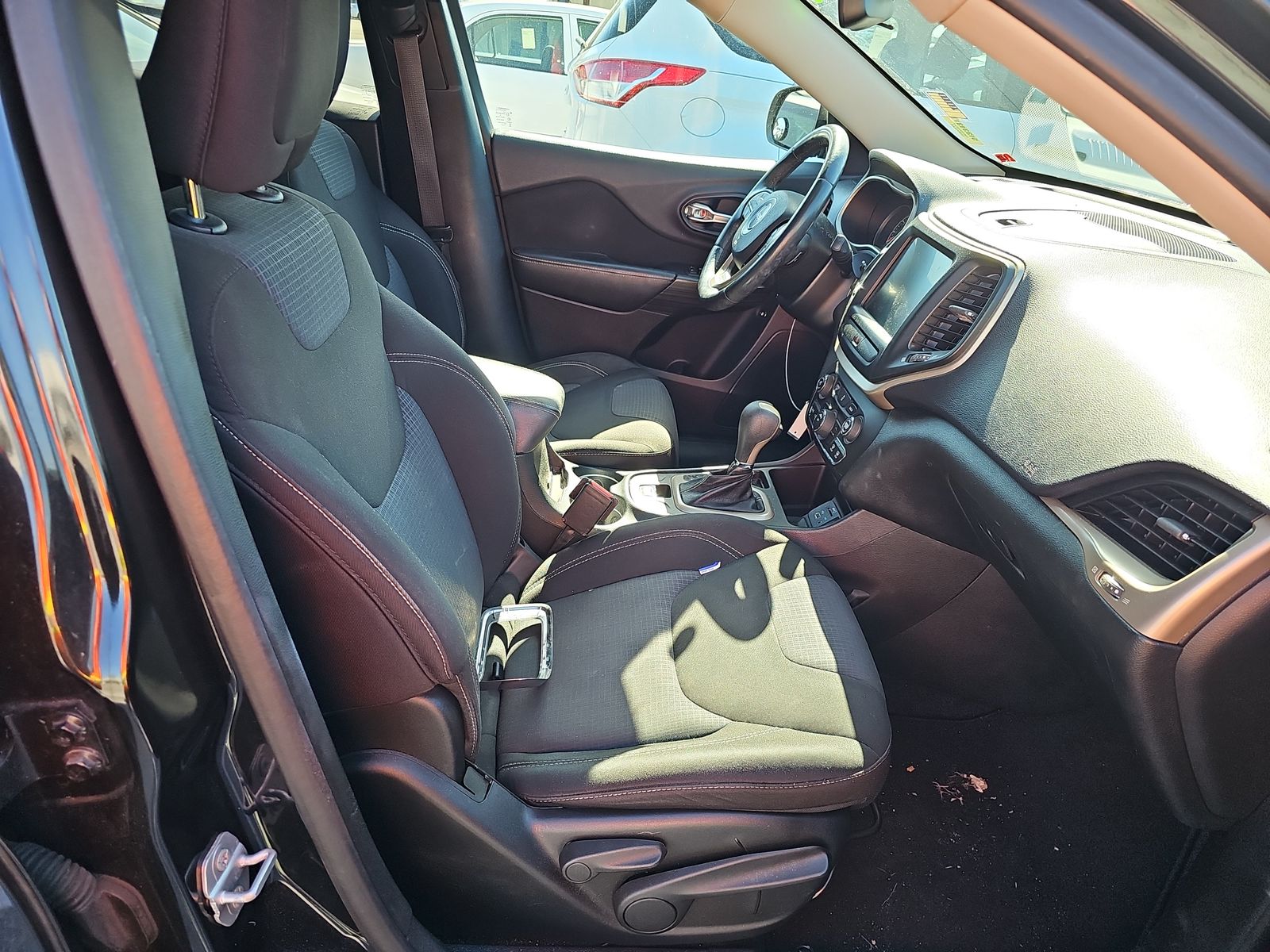 2015 Jeep Cherokee Latitude FWD