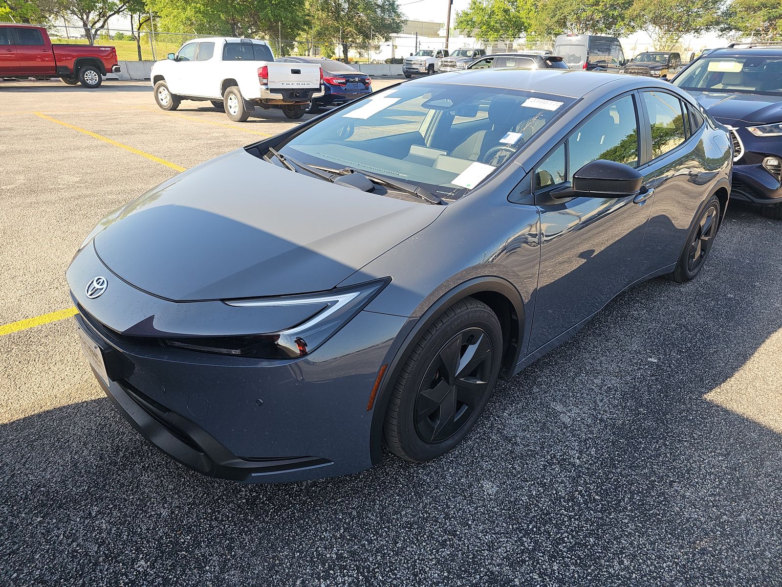 2023 Toyota Prius LE FWD