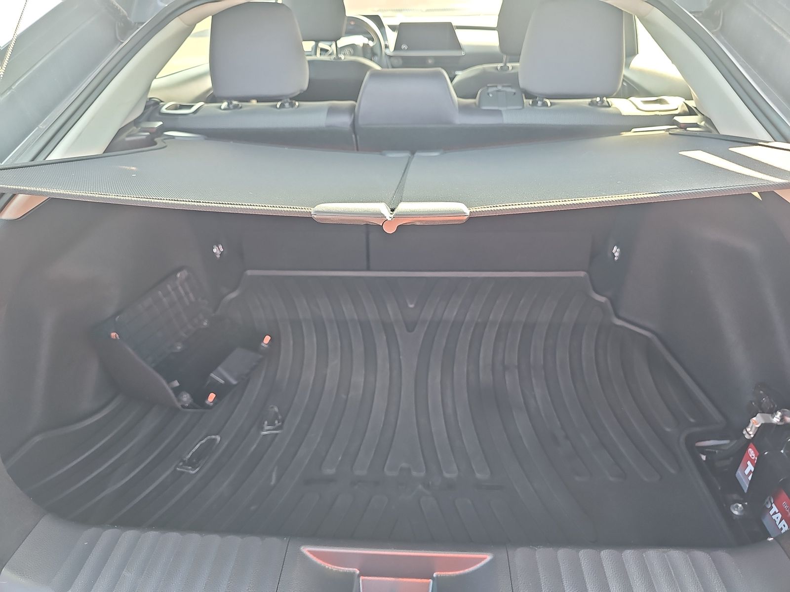 2023 Toyota Prius LE FWD