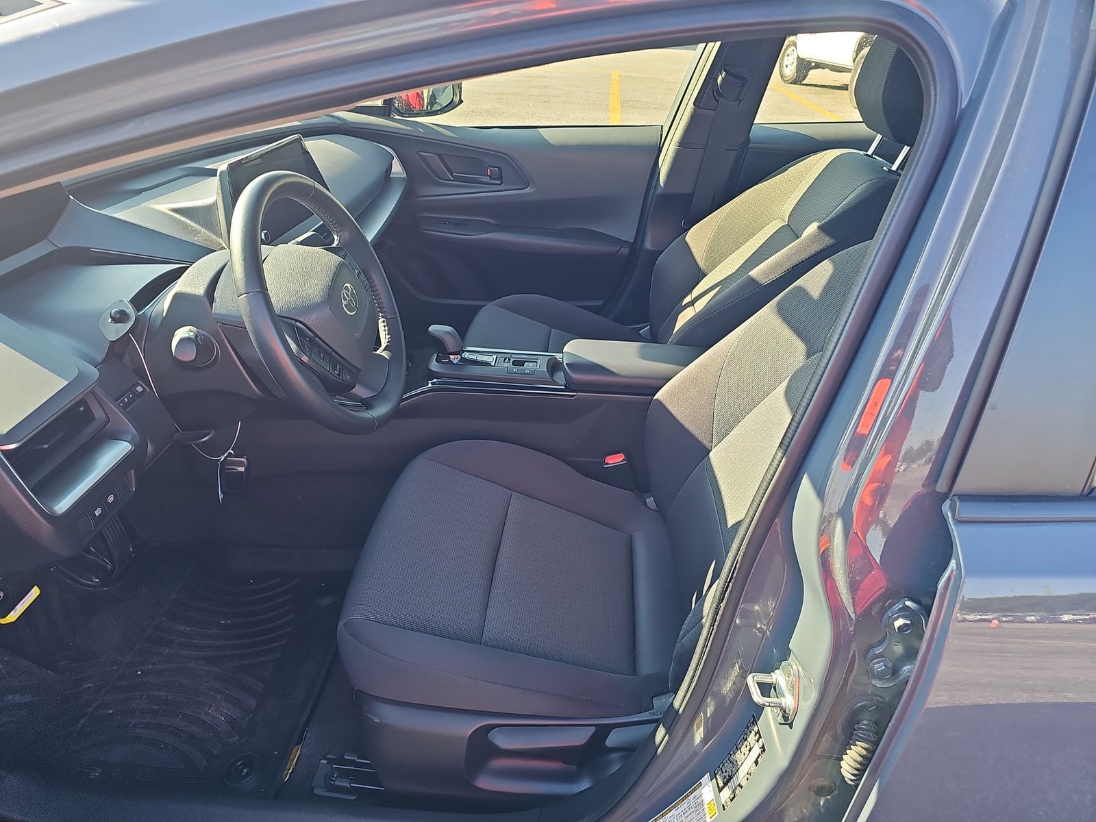 2023 Toyota Prius LE FWD