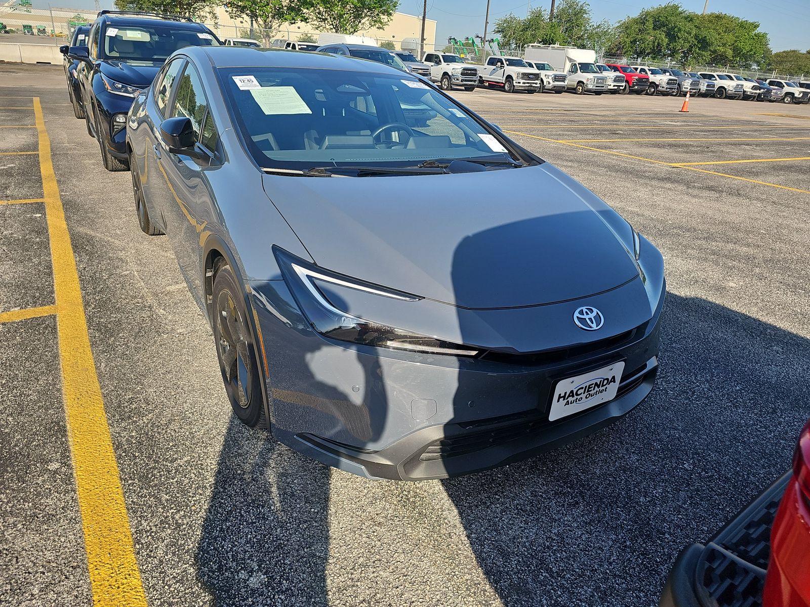 2023 Toyota Prius LE FWD