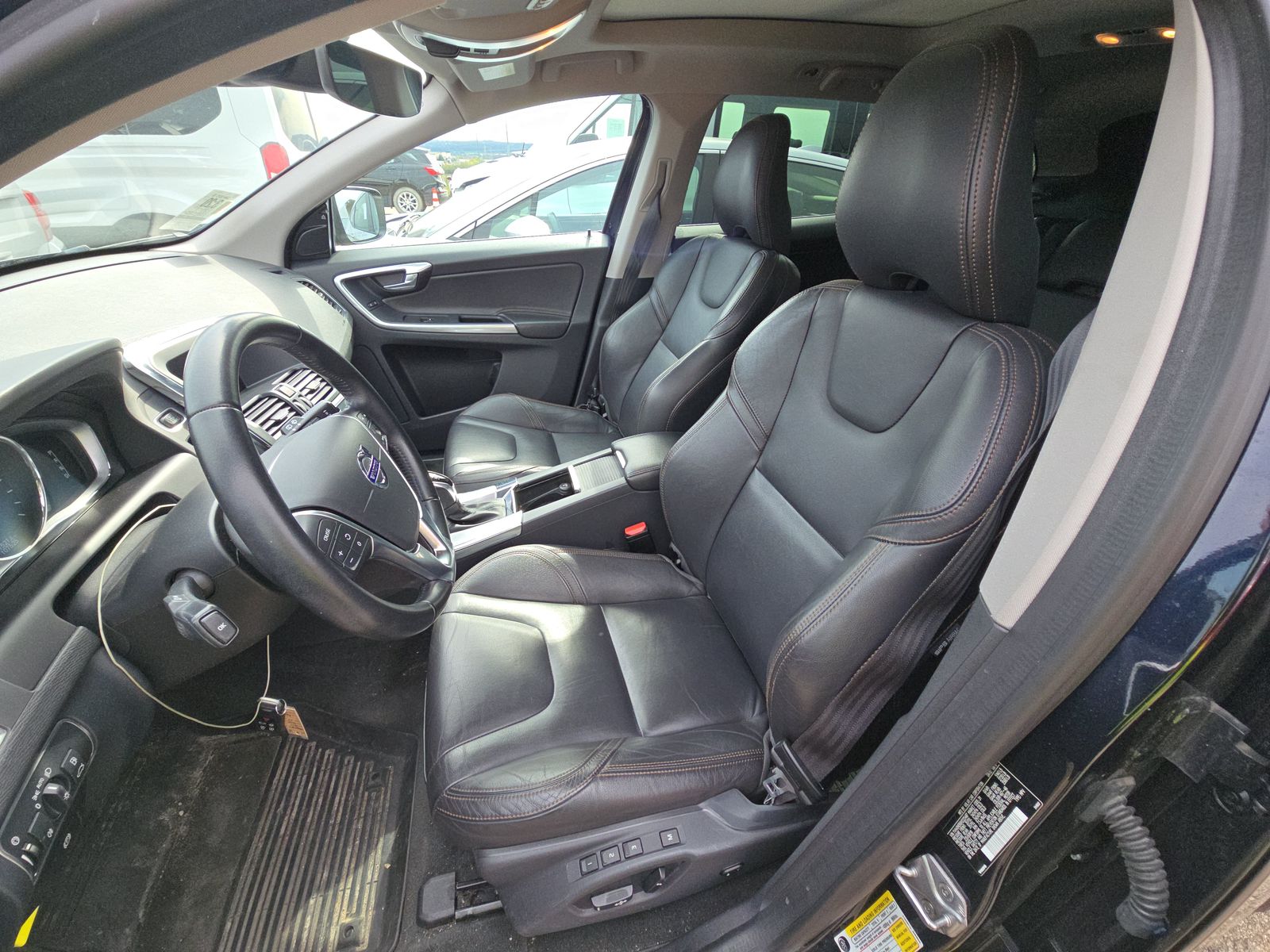 2017 Volvo XC60 T5 Dynamic FWD